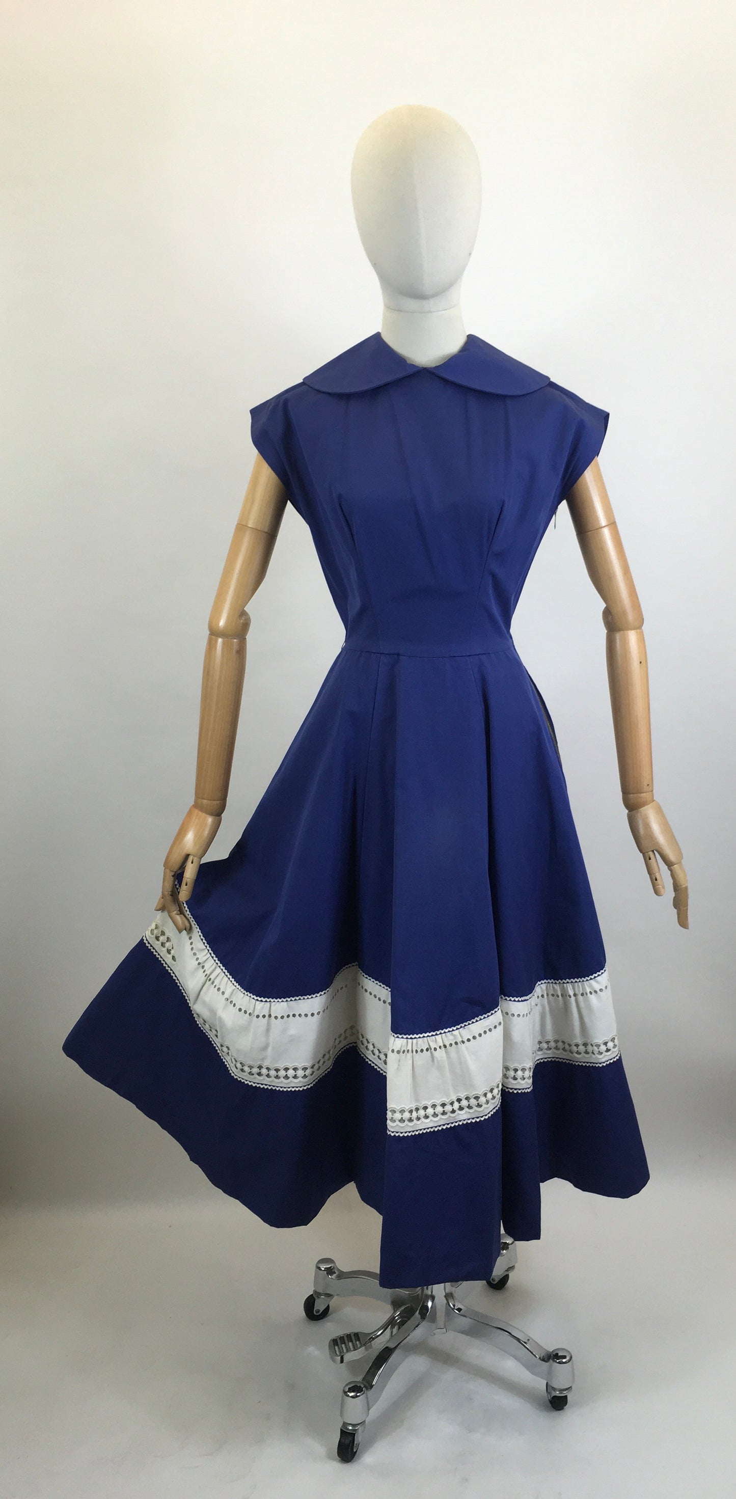 Original 1950’s Cotton Day Dress - Blue with White Contrast