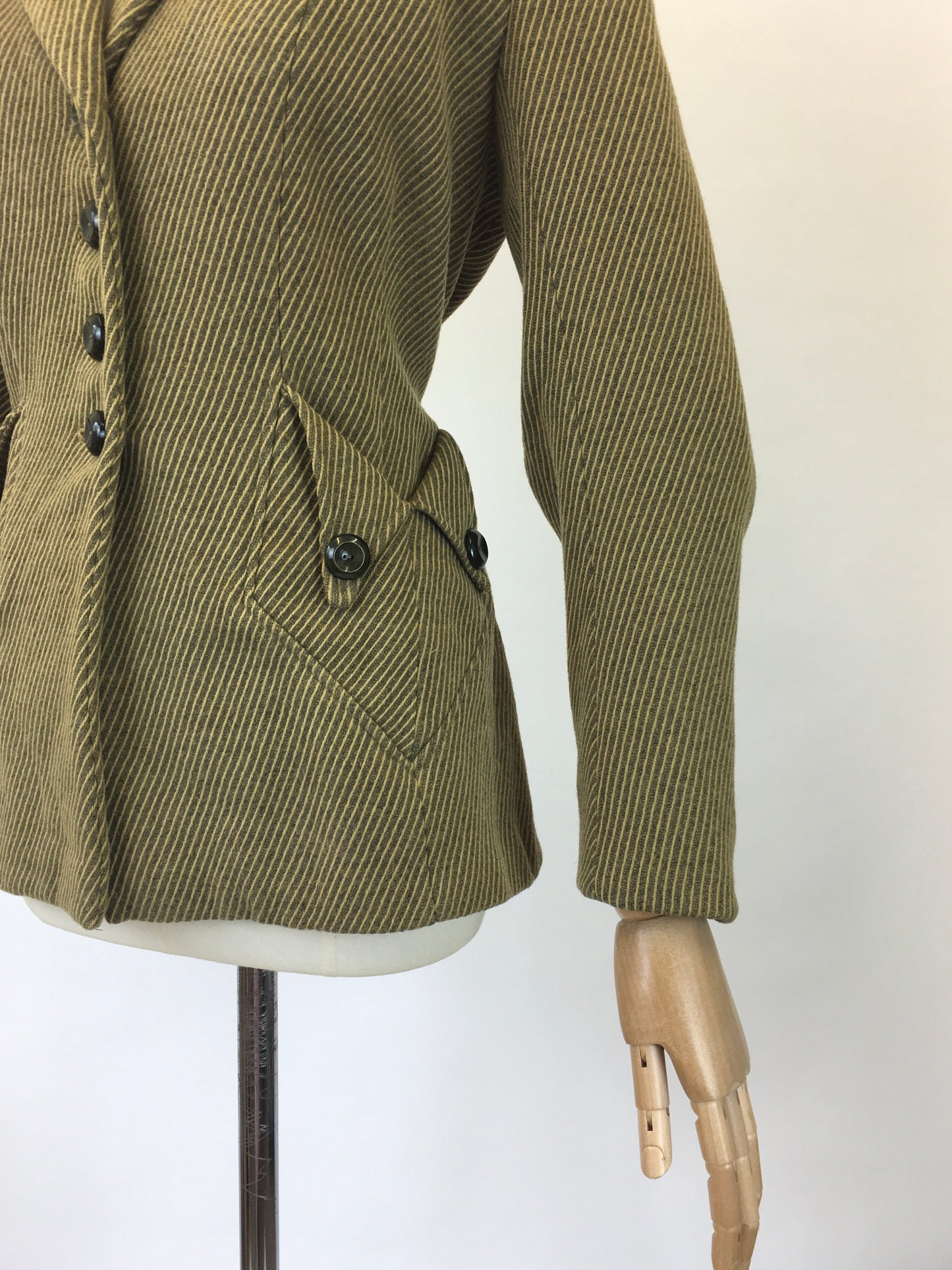 Original 1940's Stunning CC41 label Jacket - in Grey/lime pinstripe with exquisite details.