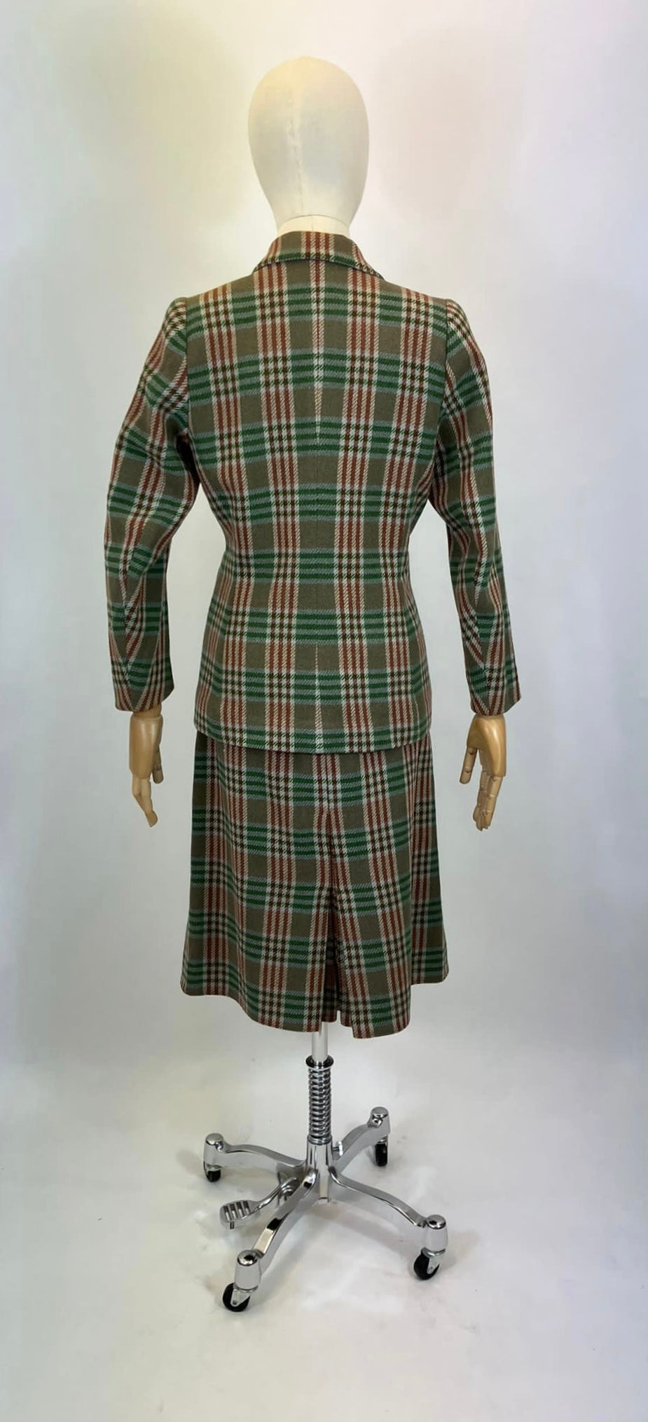 Original 1940’s CC41 Spectacular Woollen Plaid suit - in Greens and brown plaid