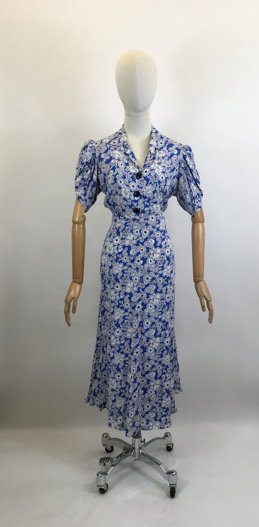 Original 1940’s Beautiful Floral dress - Powder Blue / white