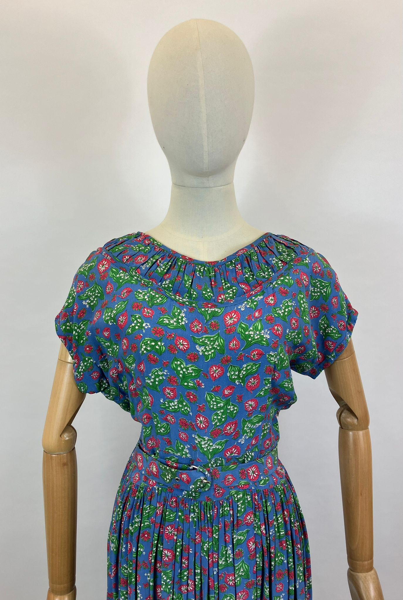 Original 1940’s Novelty print Dress - Lily of the Valley on a background of Blue