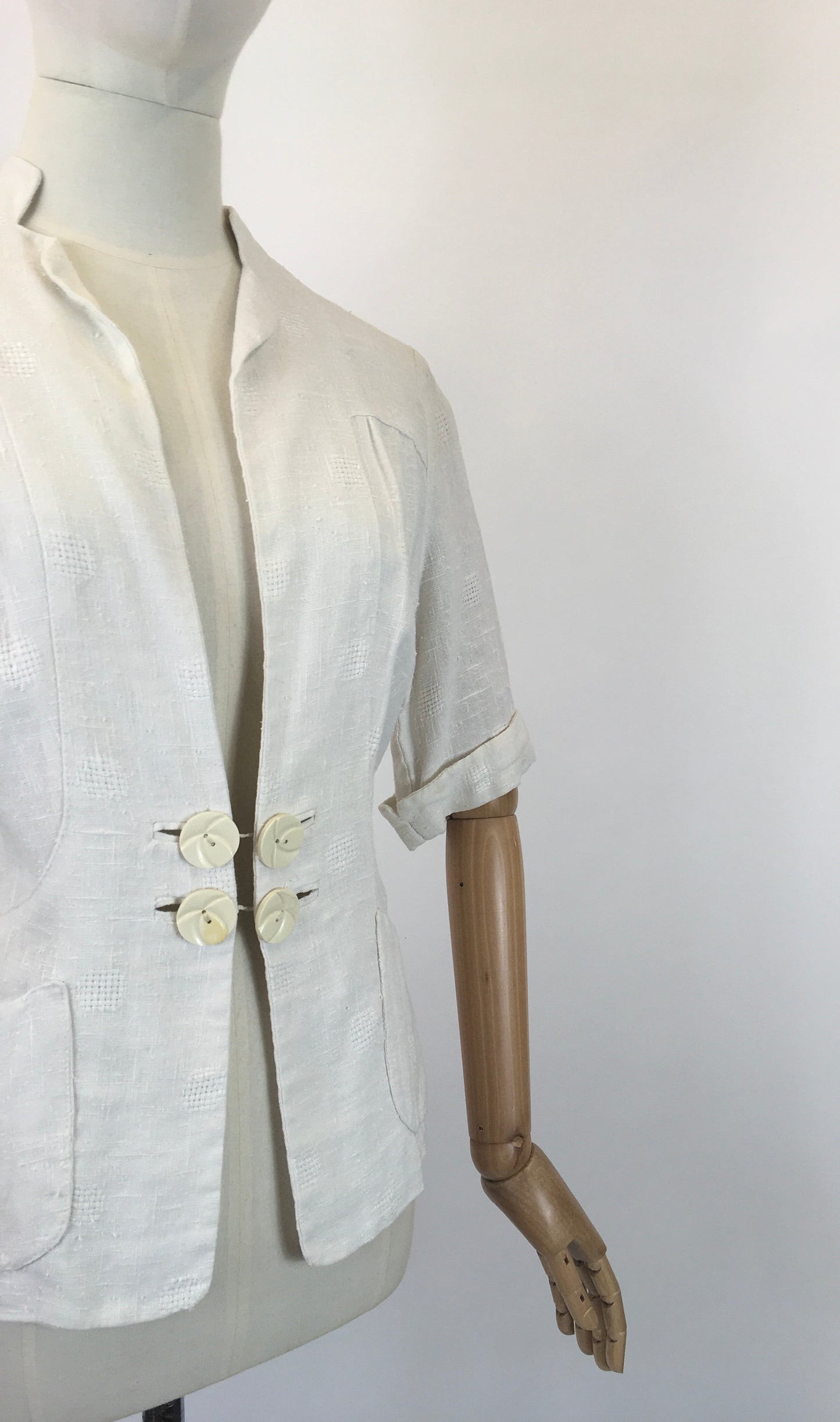 Original 1930’s Exquisite Linen Summer Jacket - In A Textured Off White Linen