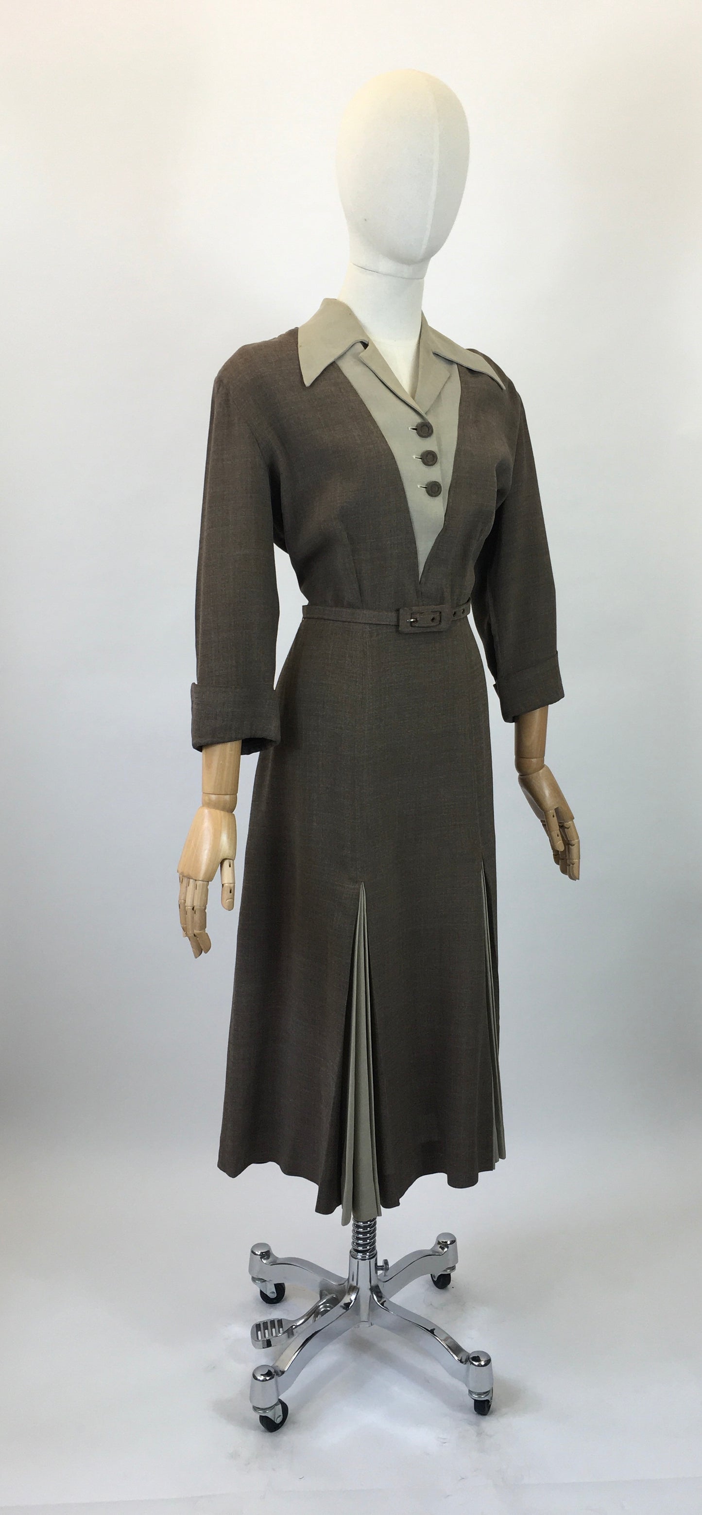 Original 40’s Beautiful Two Tone dress - Taupe and Brown colourway.