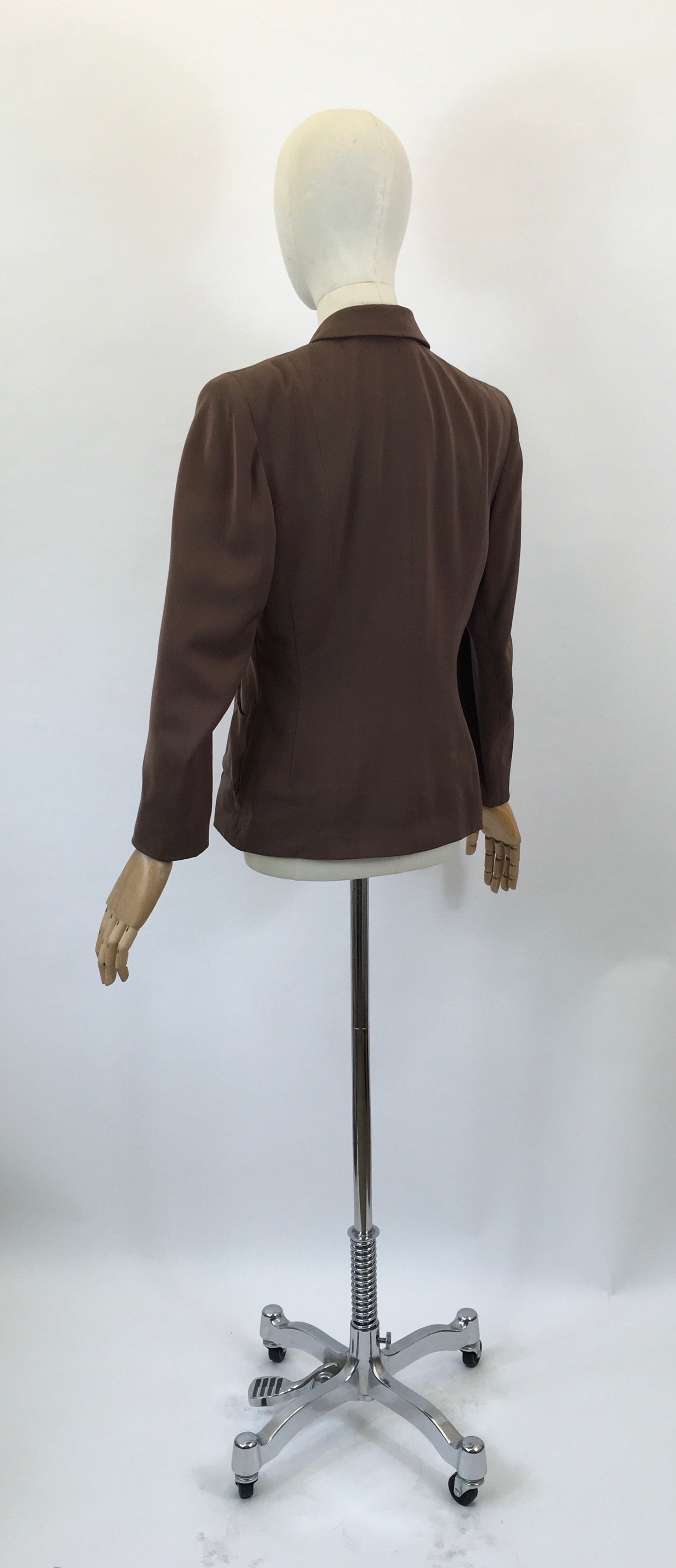 Original 1940’s Fabulous Fitted Jacket - mid Brown