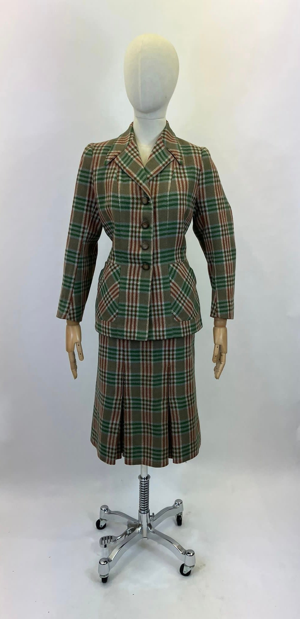 Original 1940’s CC41 Spectacular Woollen Plaid suit - in Greens and brown plaid