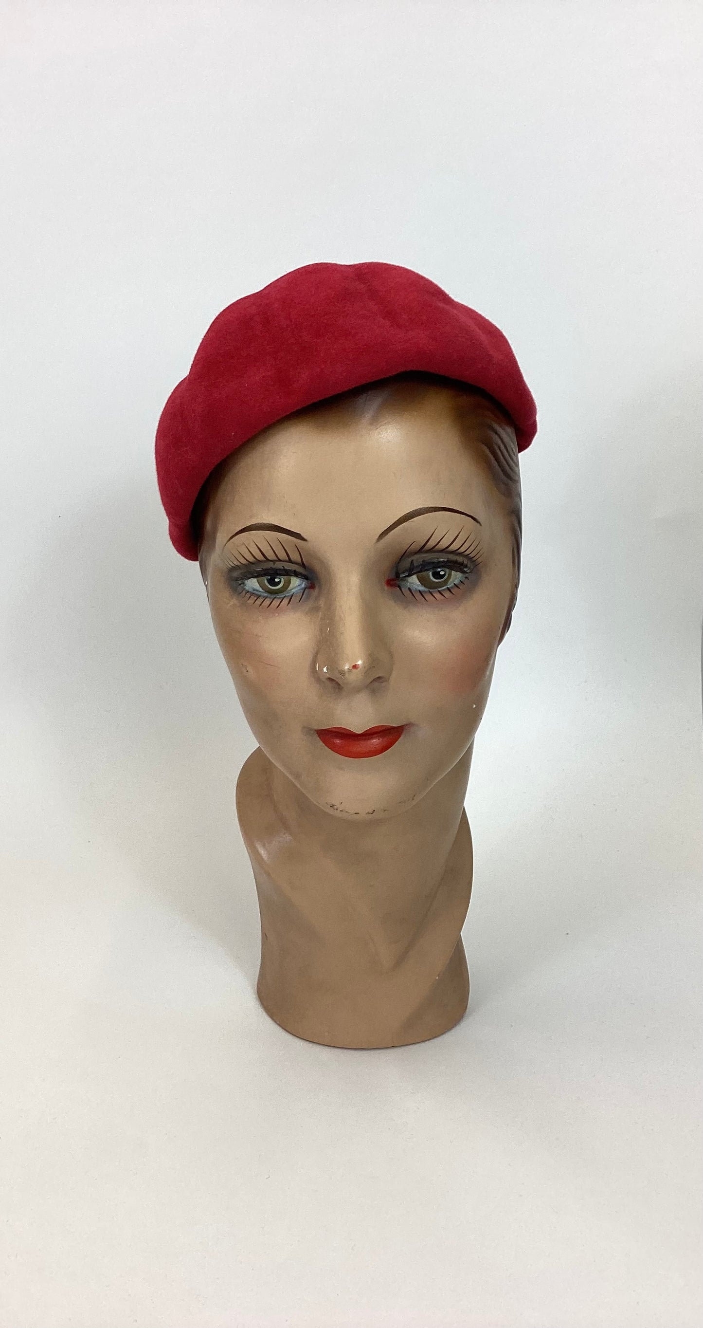 Original 50’s Fabulous shape hat - in Red