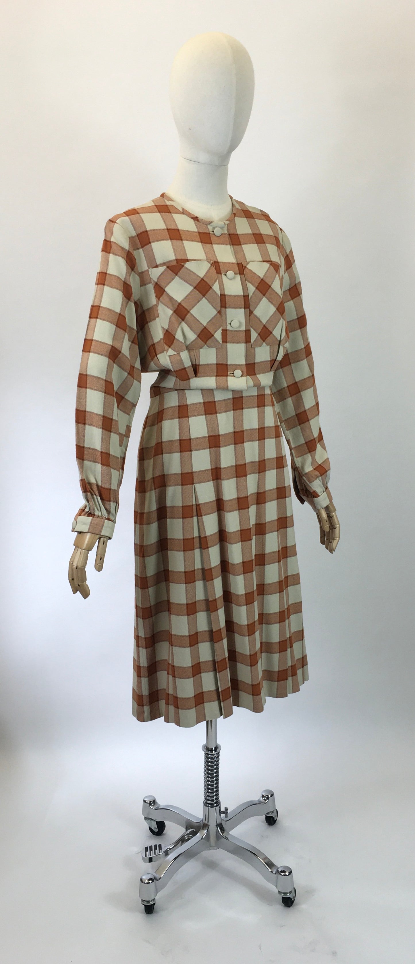 RESERVED DO NOT BUY Original 1940s woollen plaid dress - in gorgeous Cinnamon/taupe/cream