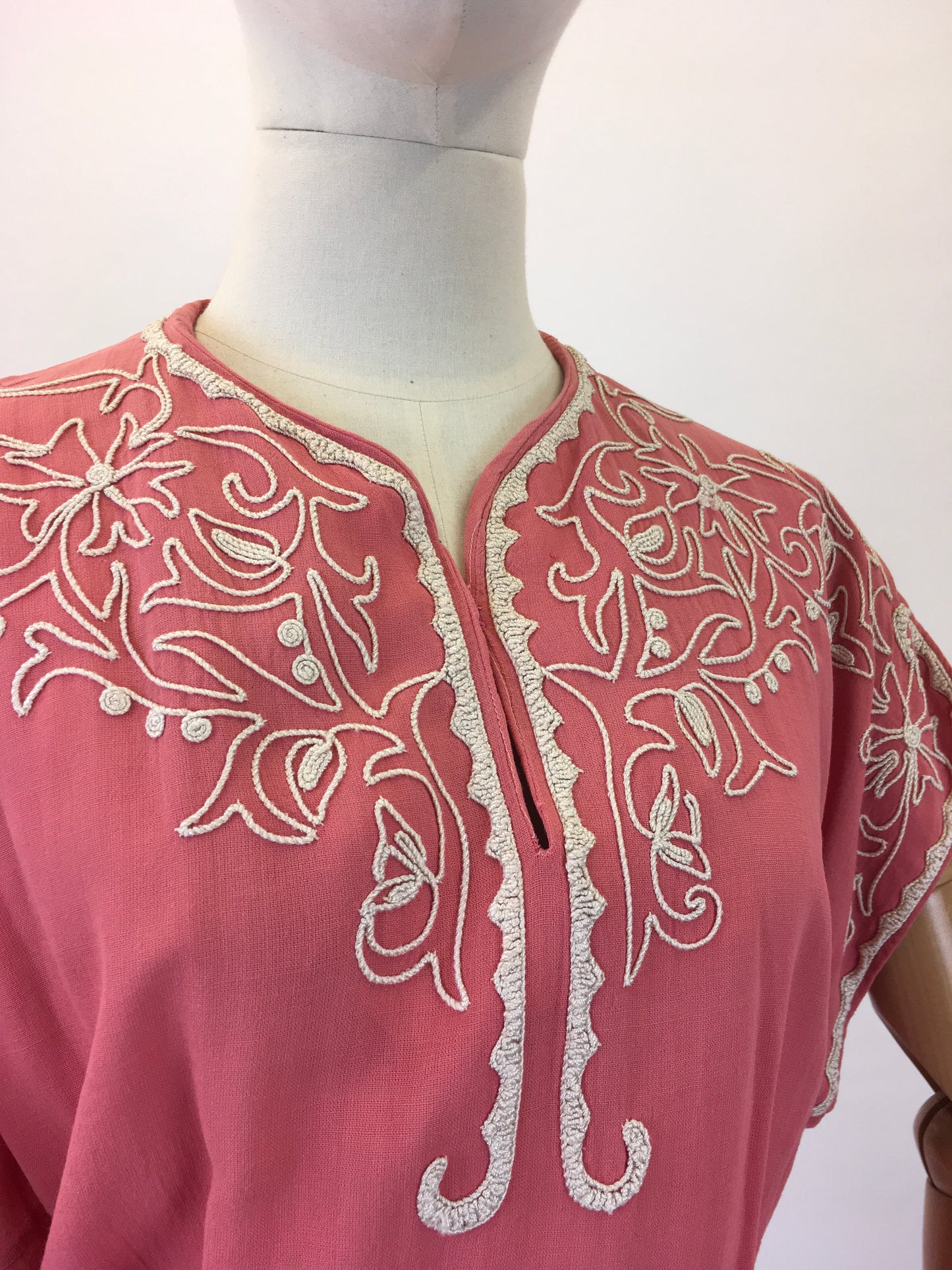 Original 1940s Fine Cotton Lawn Dress - subtle shade of Salmon Pink