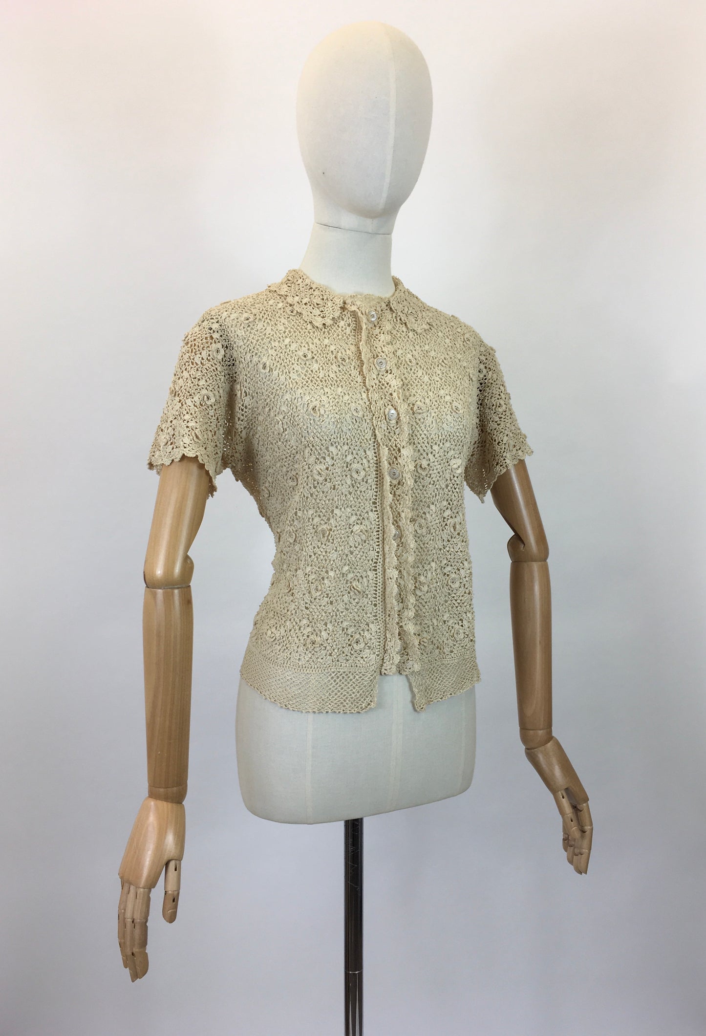 Original 30’s Crochet Blouse - in Cream