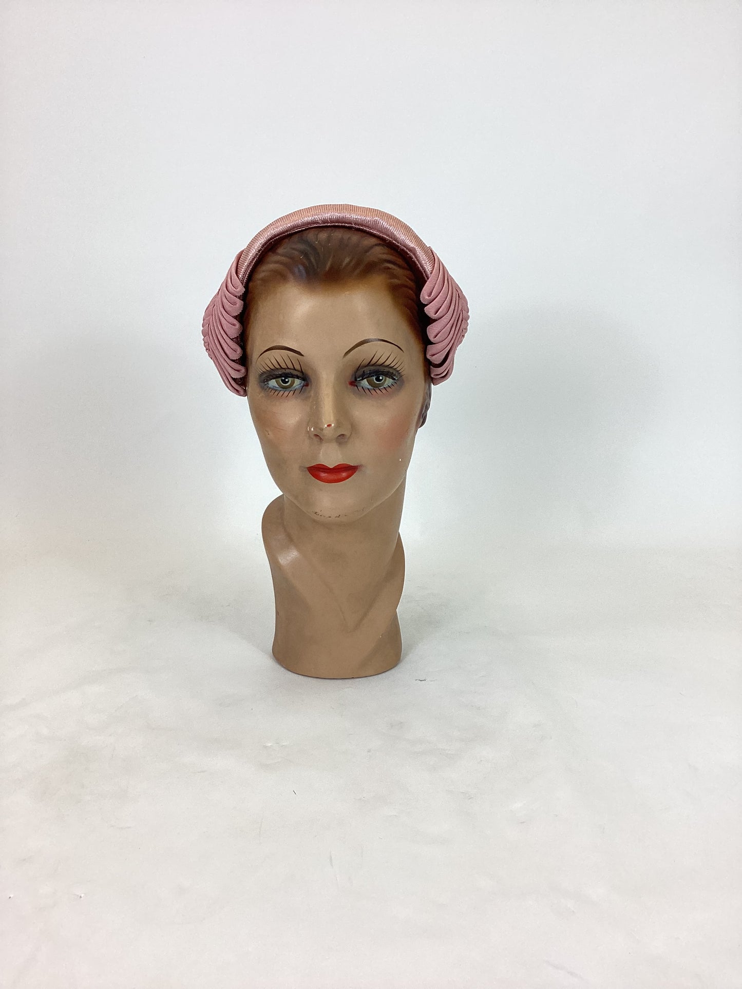 Original Beautiful 1950’s Headpiece - in palest of pink