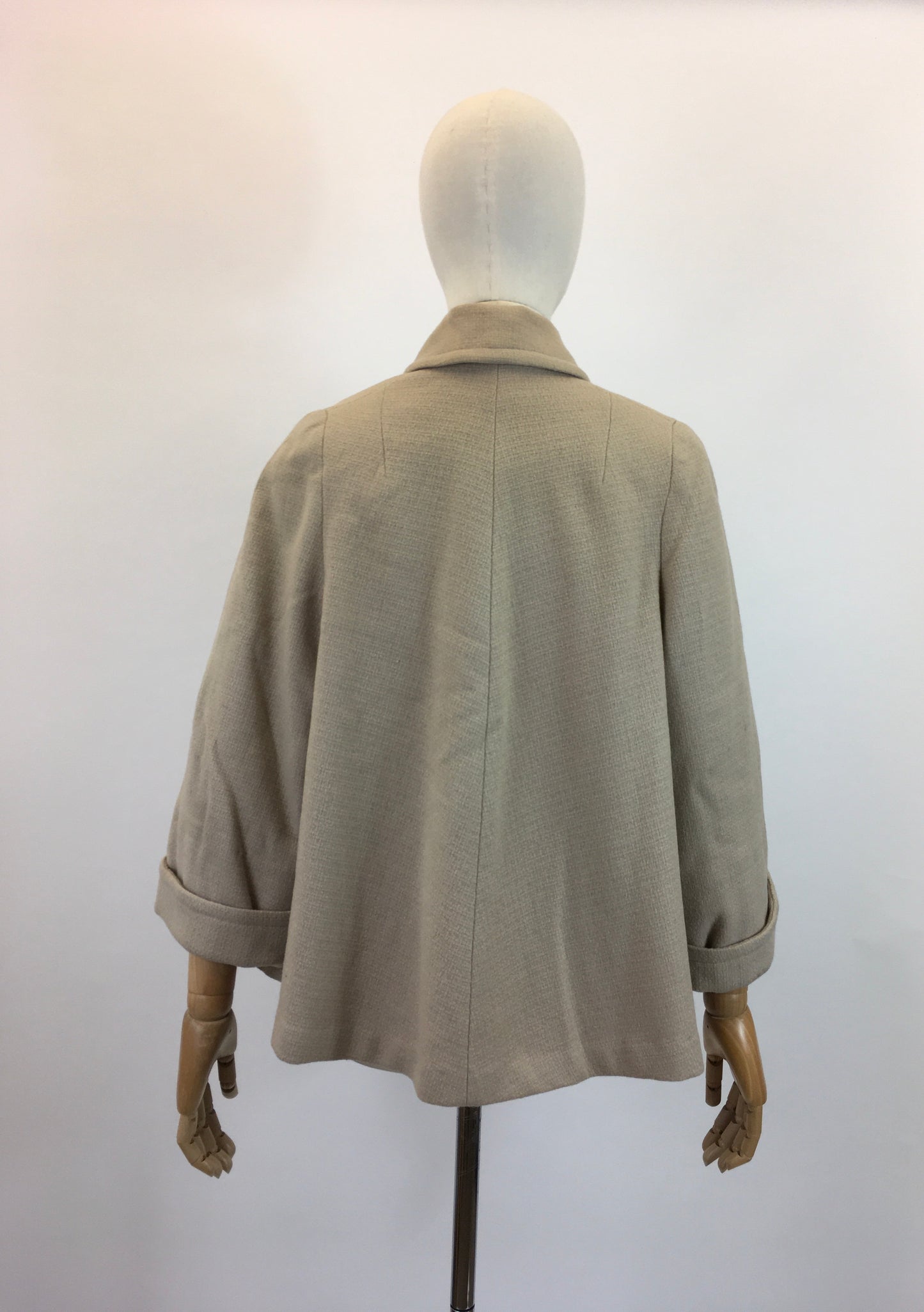 Original 1940’s swagger Jacket - in calming fawn