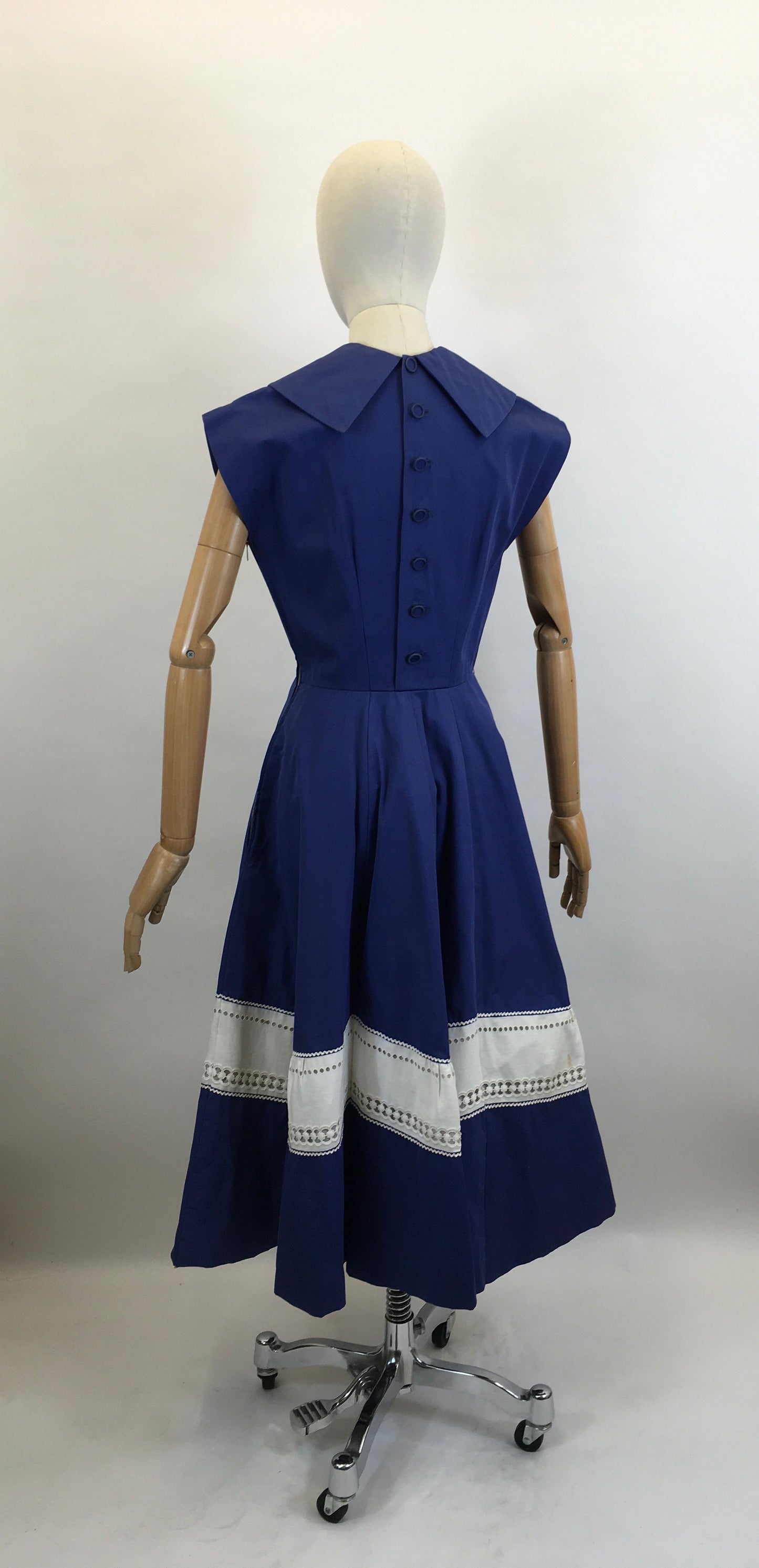 Original 1950’s Cotton Day Dress - Blue with White Contrast