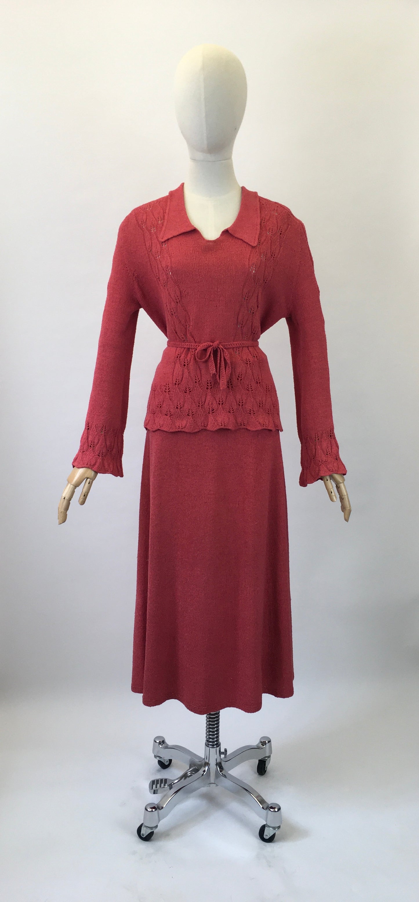 Original late 30's 3pc Knit Set - in Gorgeous Salmon