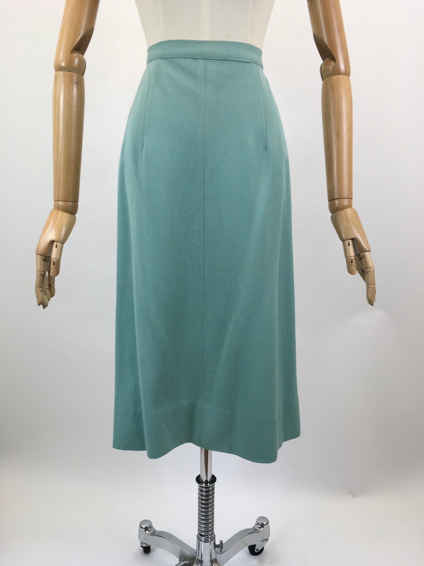 Original 1940’s Lovely skirt - In Duck Egg