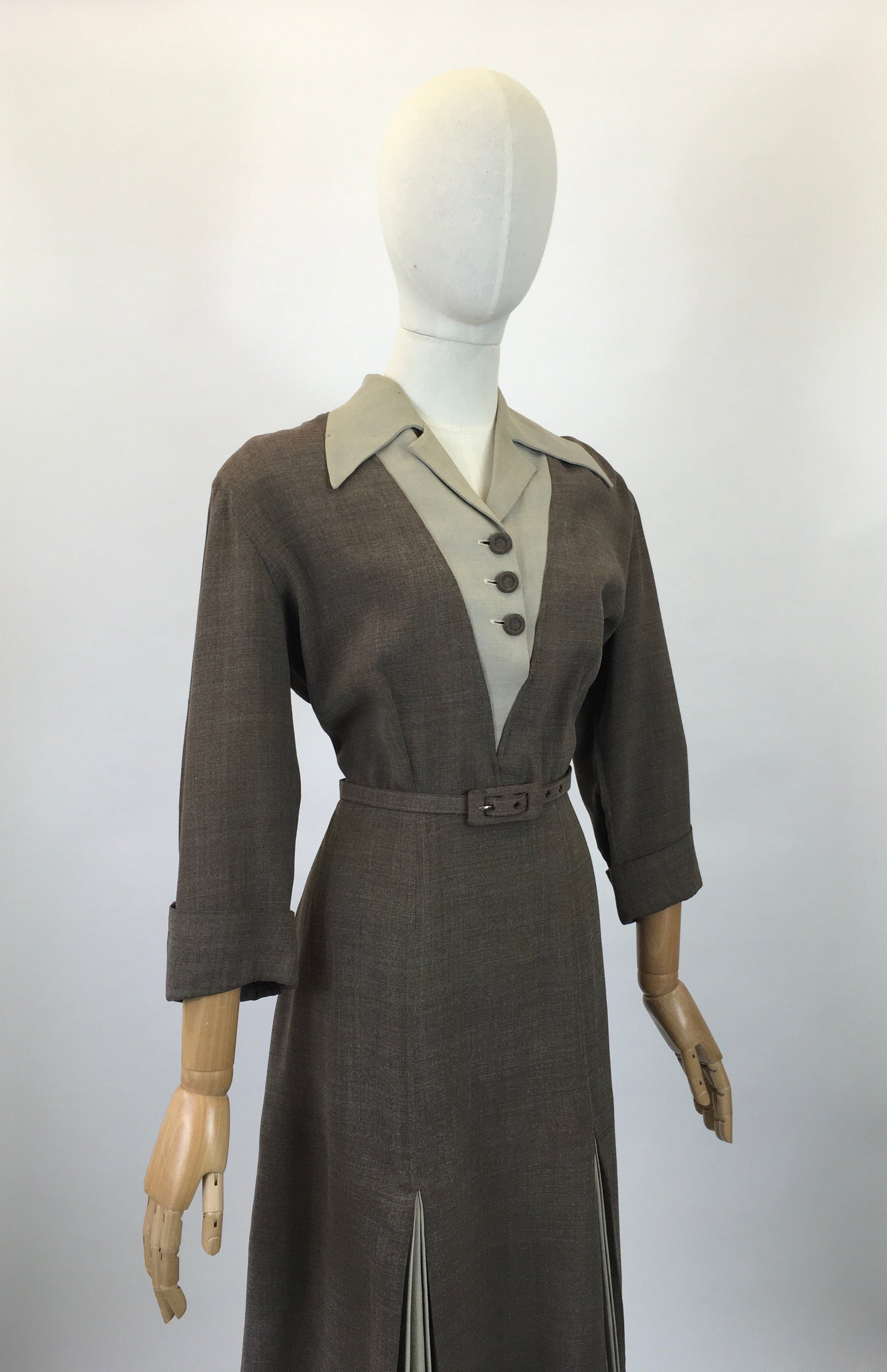 Original 40’s Beautiful Two Tone dress - Taupe and Brown colourway.