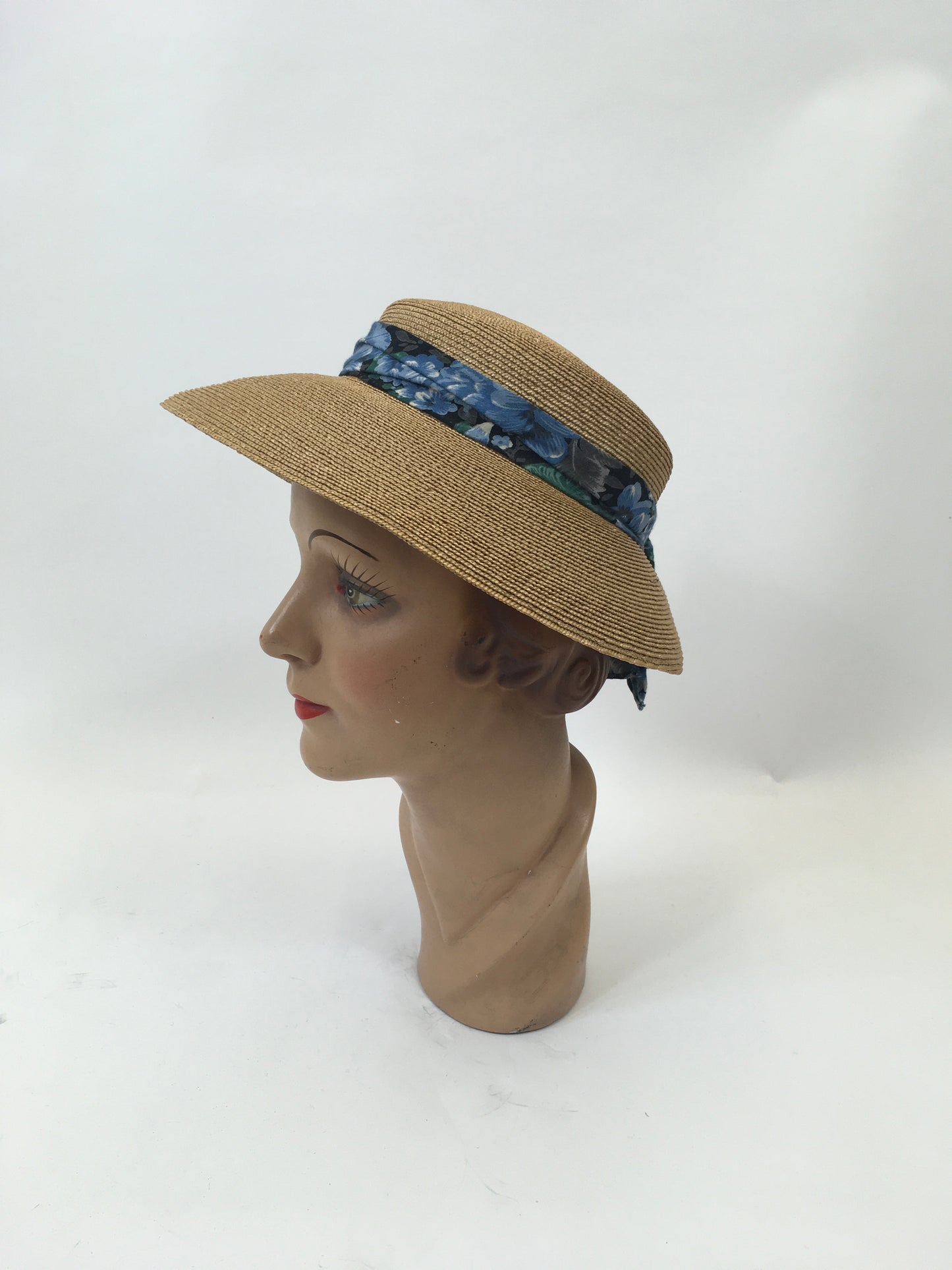Original 1930’s Gorgeous Natural Straw Hat - Blue floral band