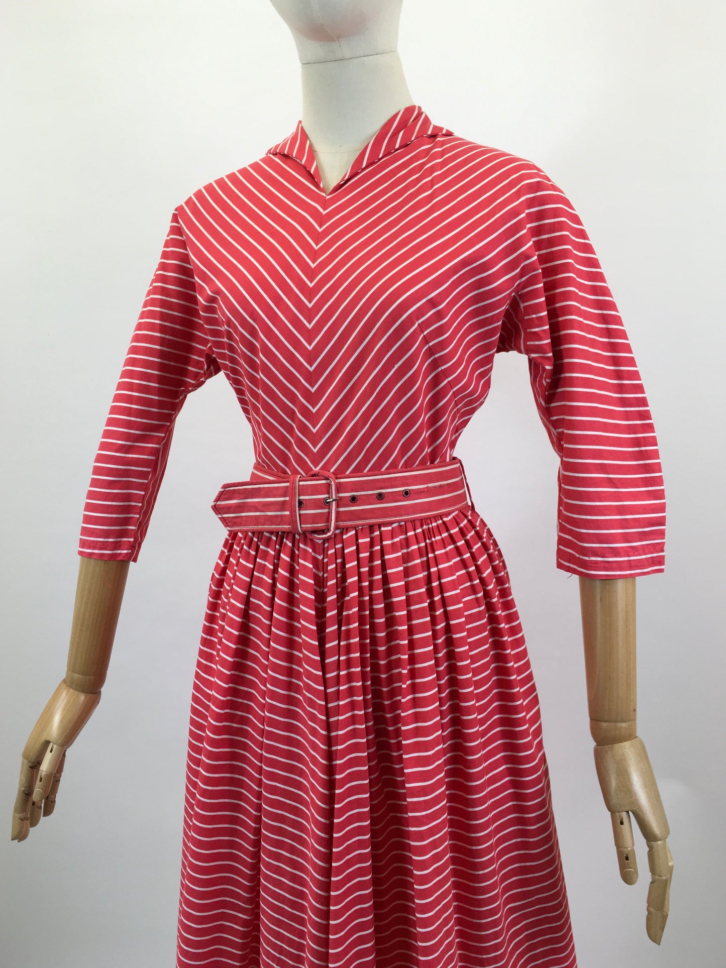 Original early 1950’s Cotton Day Dress - Red/ white