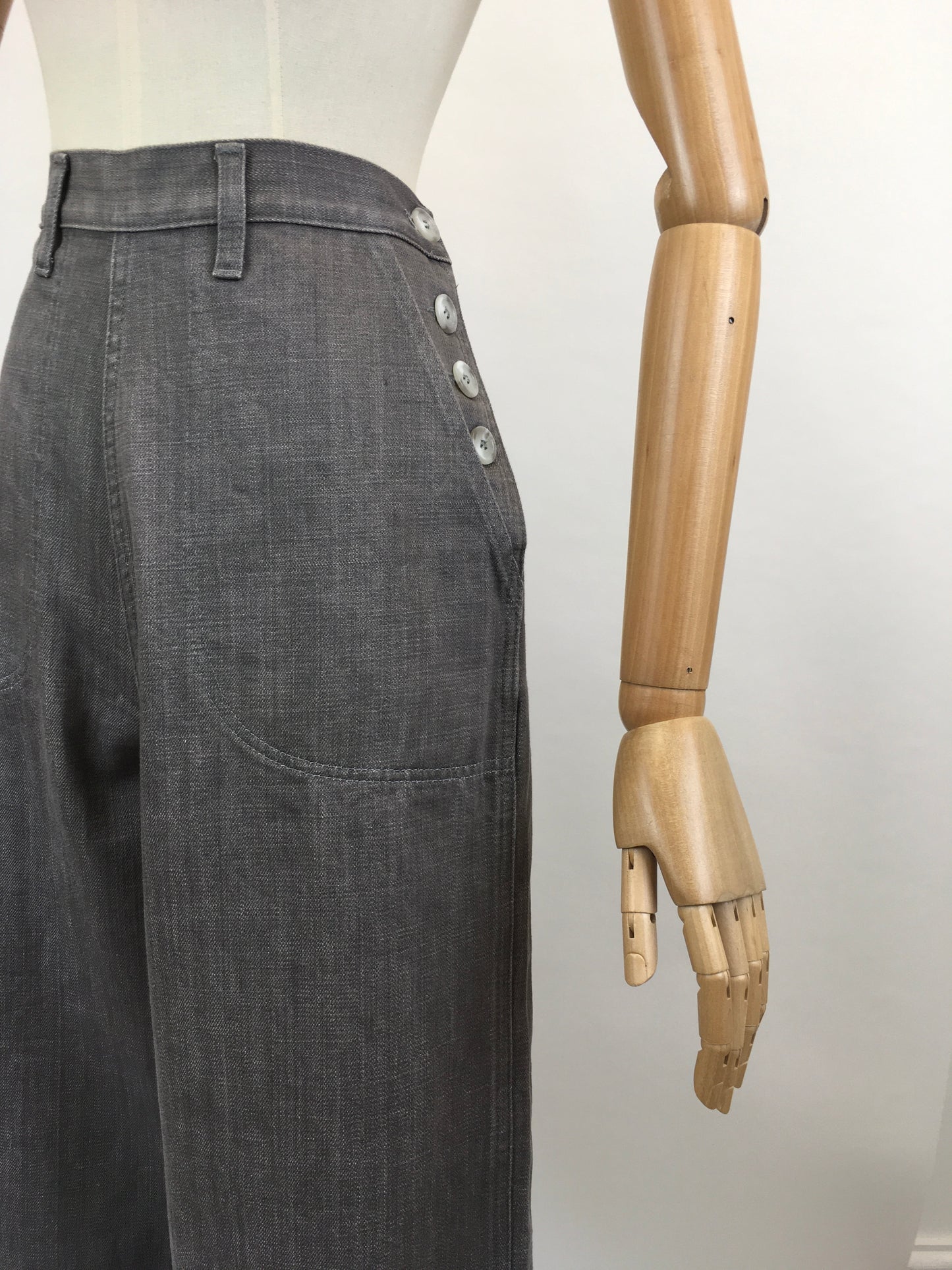 Freddie’s Of Pinewood 40s Button Jeans in Grey