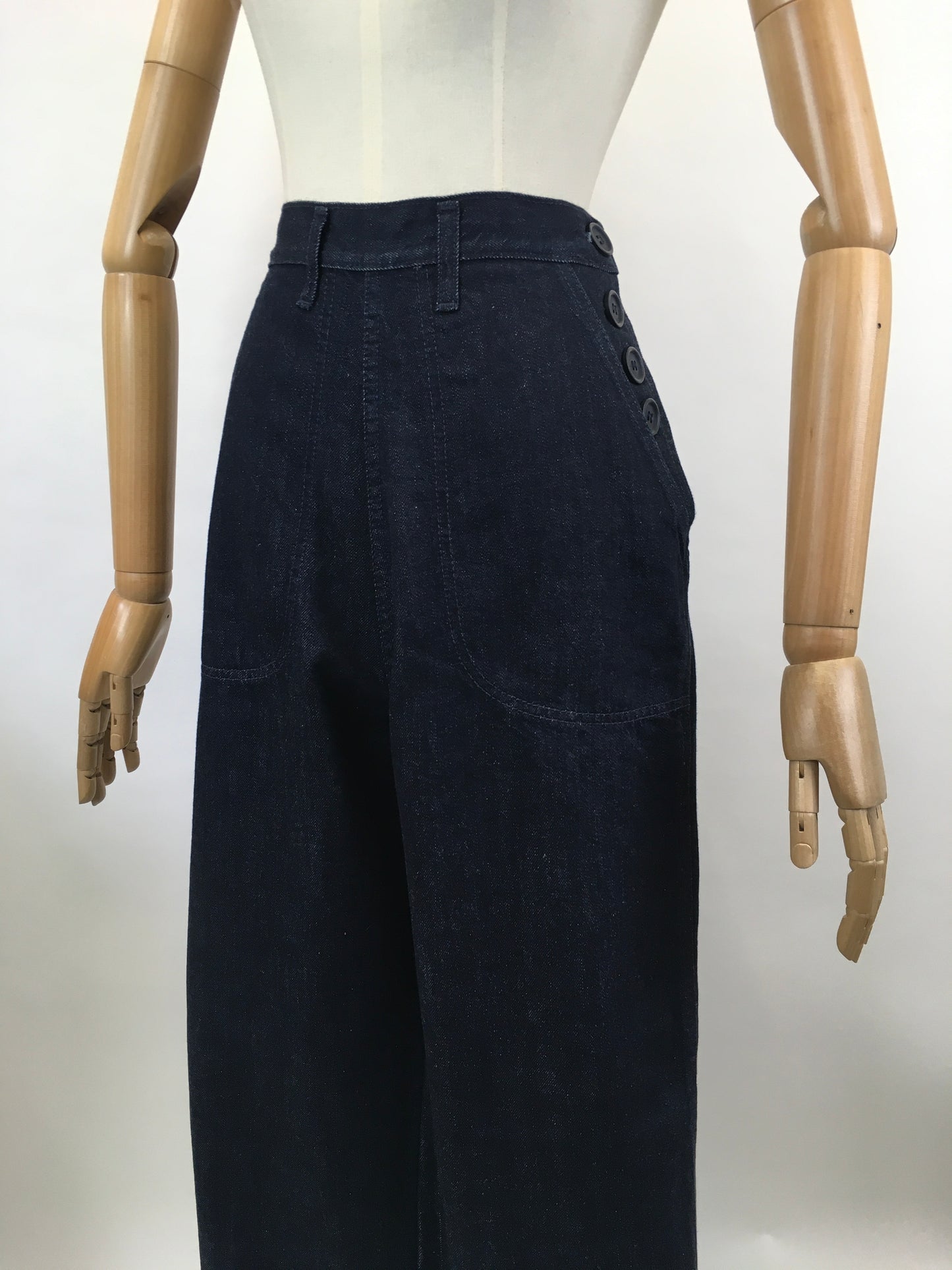 Freddie’s Of Pinewood 40s Button Jeans in Indigo