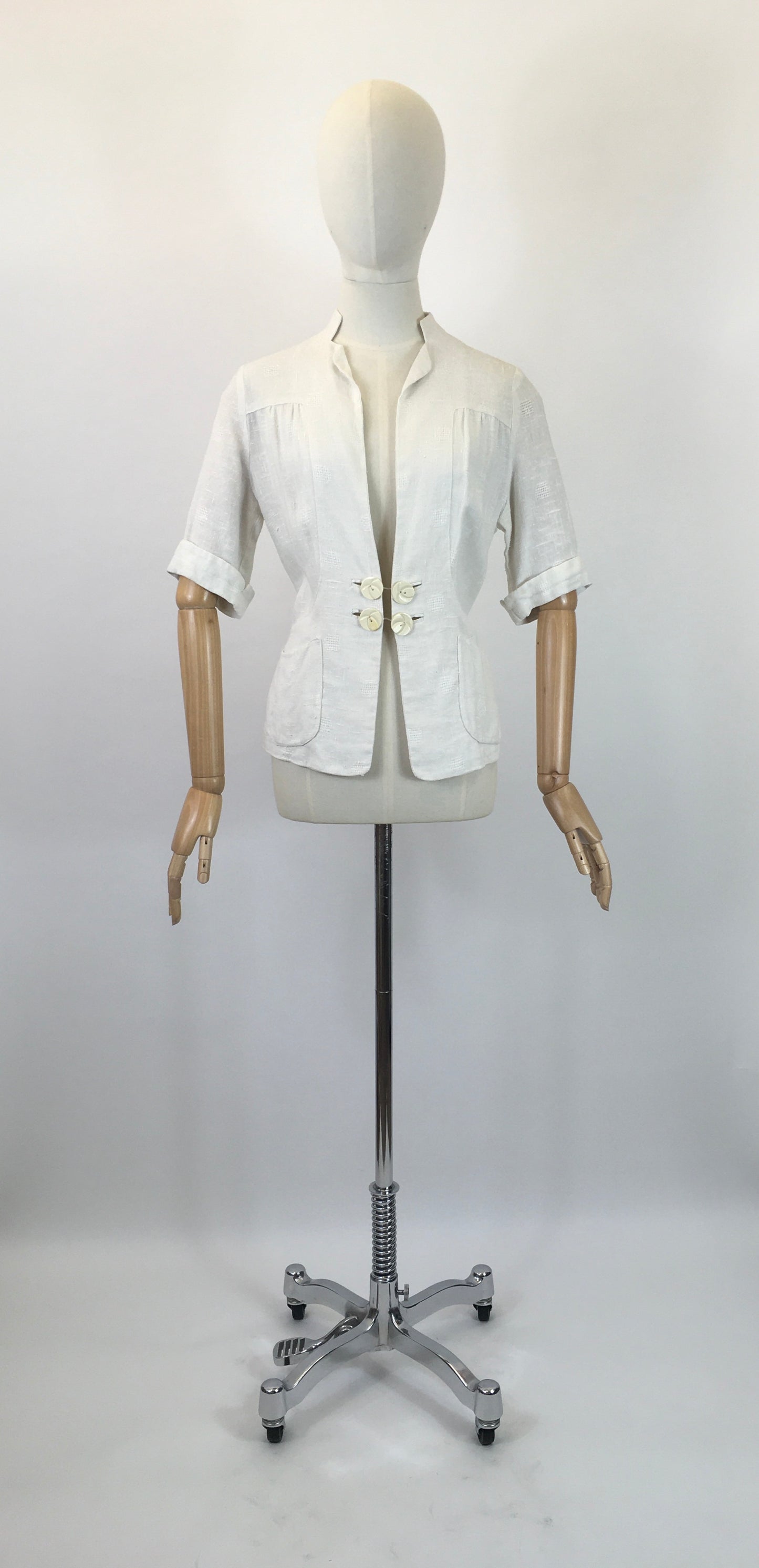 Original 1930’s Exquisite Linen Summer Jacket - In A Textured Off White Linen