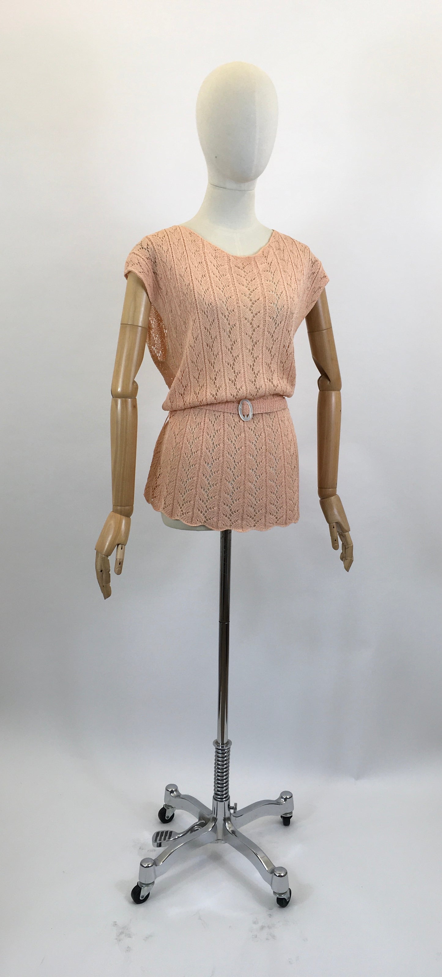 Original 1930's Fabulous Crochet Tunic - in pale peach