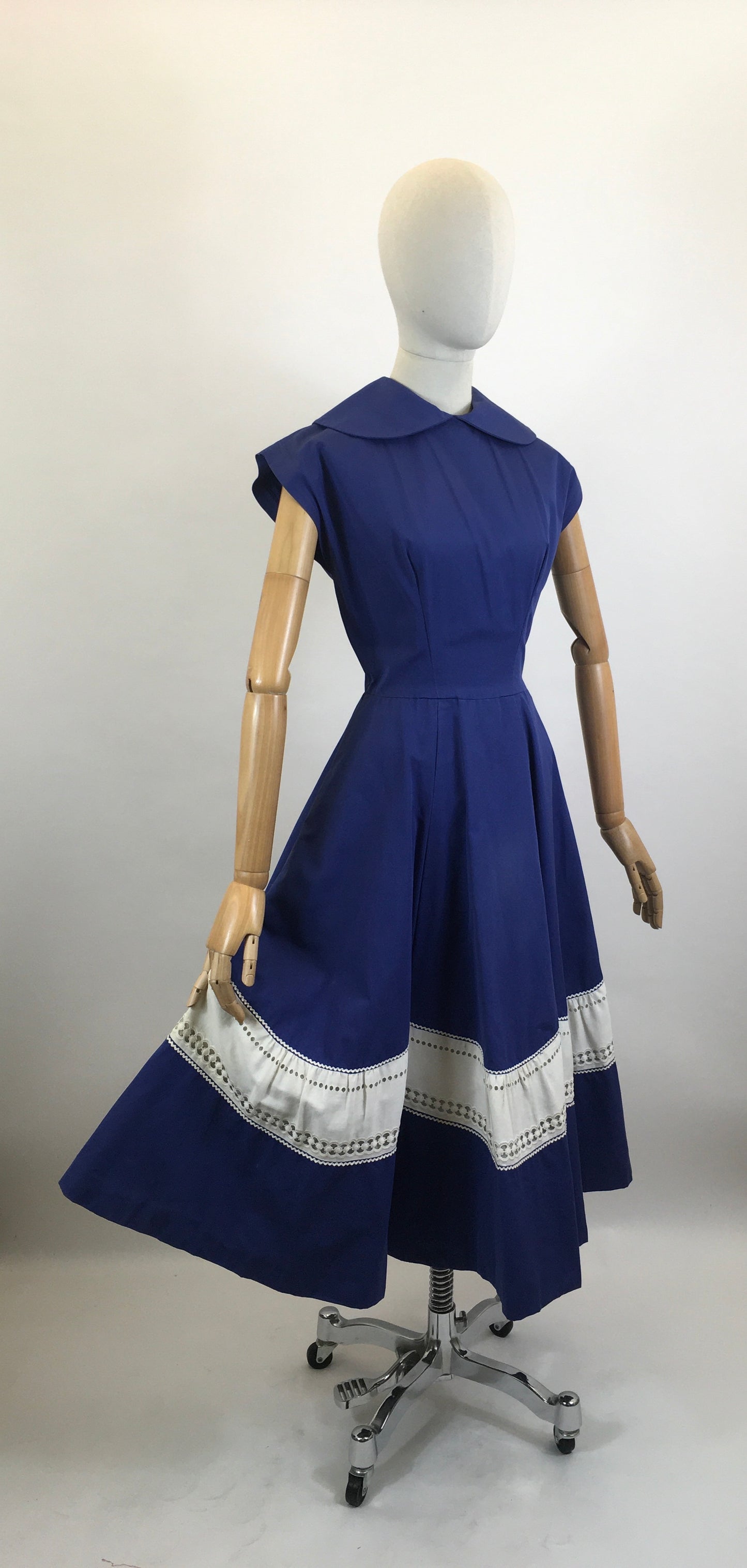 Original 1950’s Cotton Day Dress - Blue with White Contrast