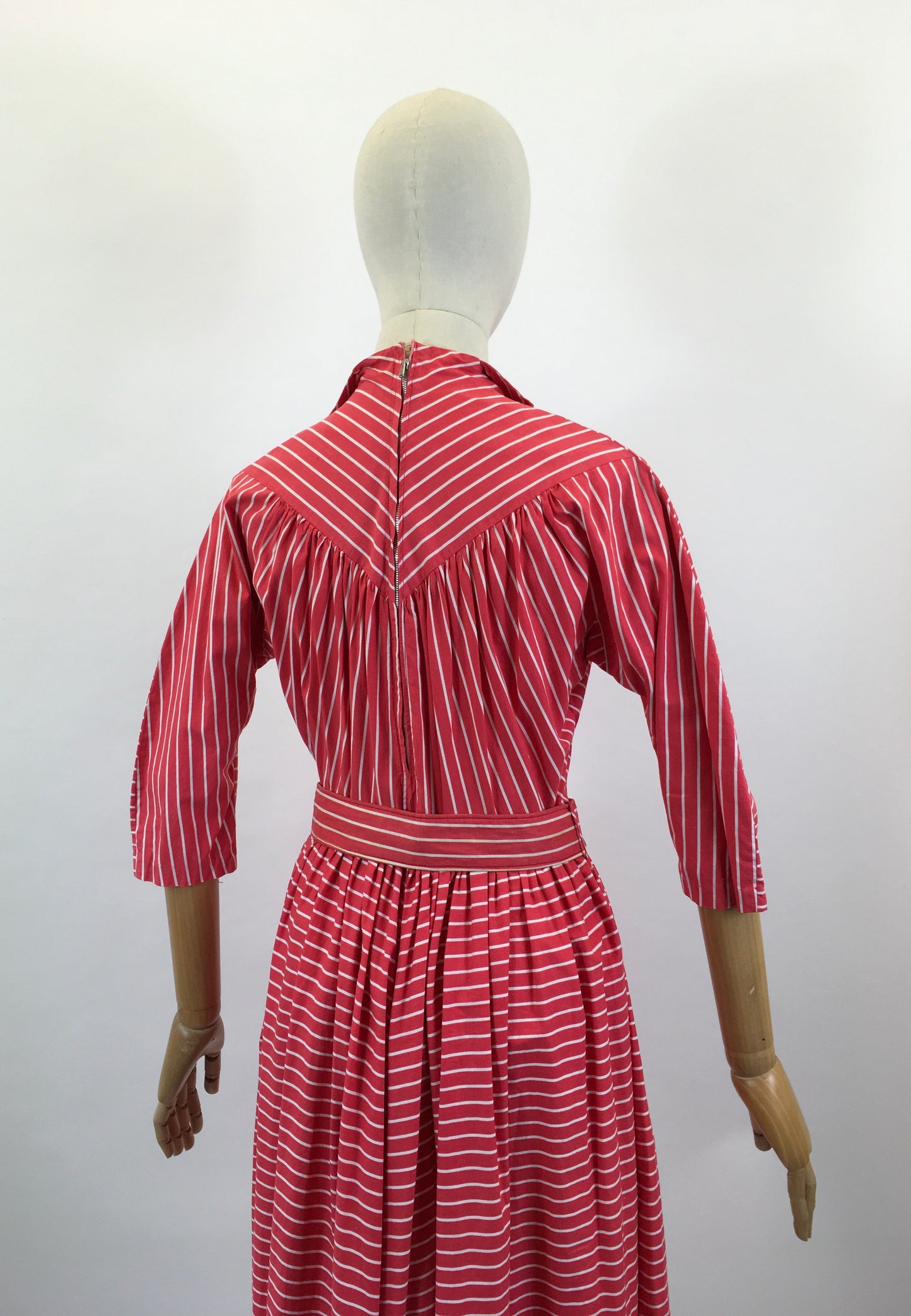 Original early 1950’s Cotton Day Dress - Red/ white