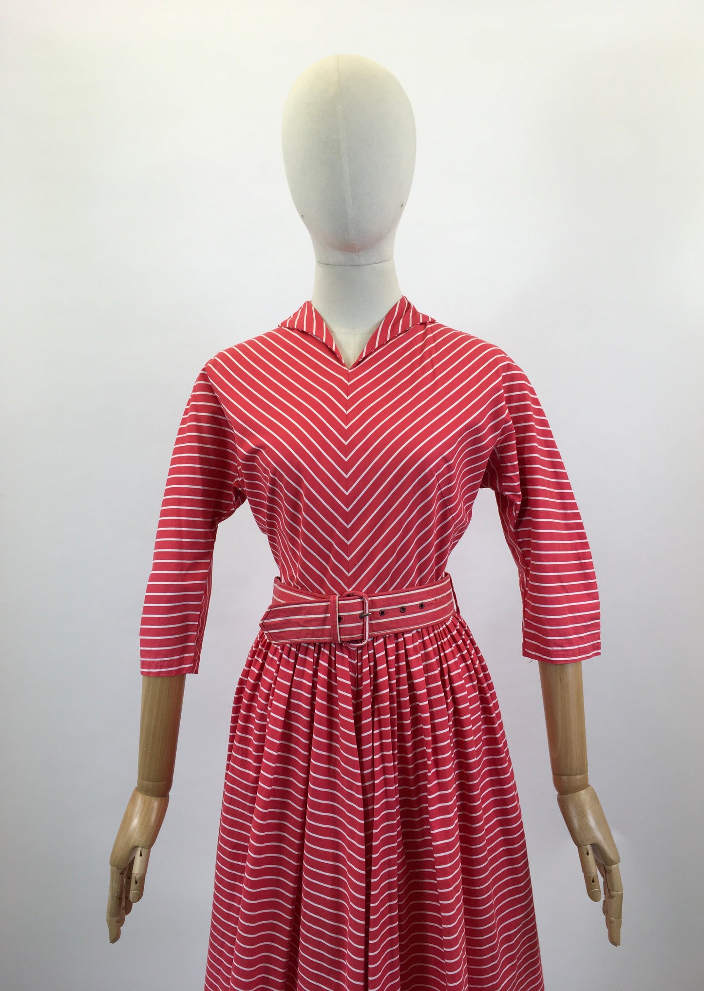 Original early 1950’s Cotton Day Dress - Red/ white