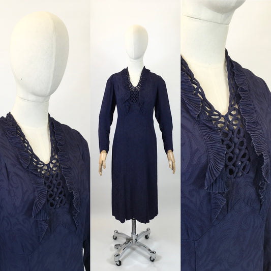 Original 1930's Darling Crepe dress - In a Classical timeless Navy