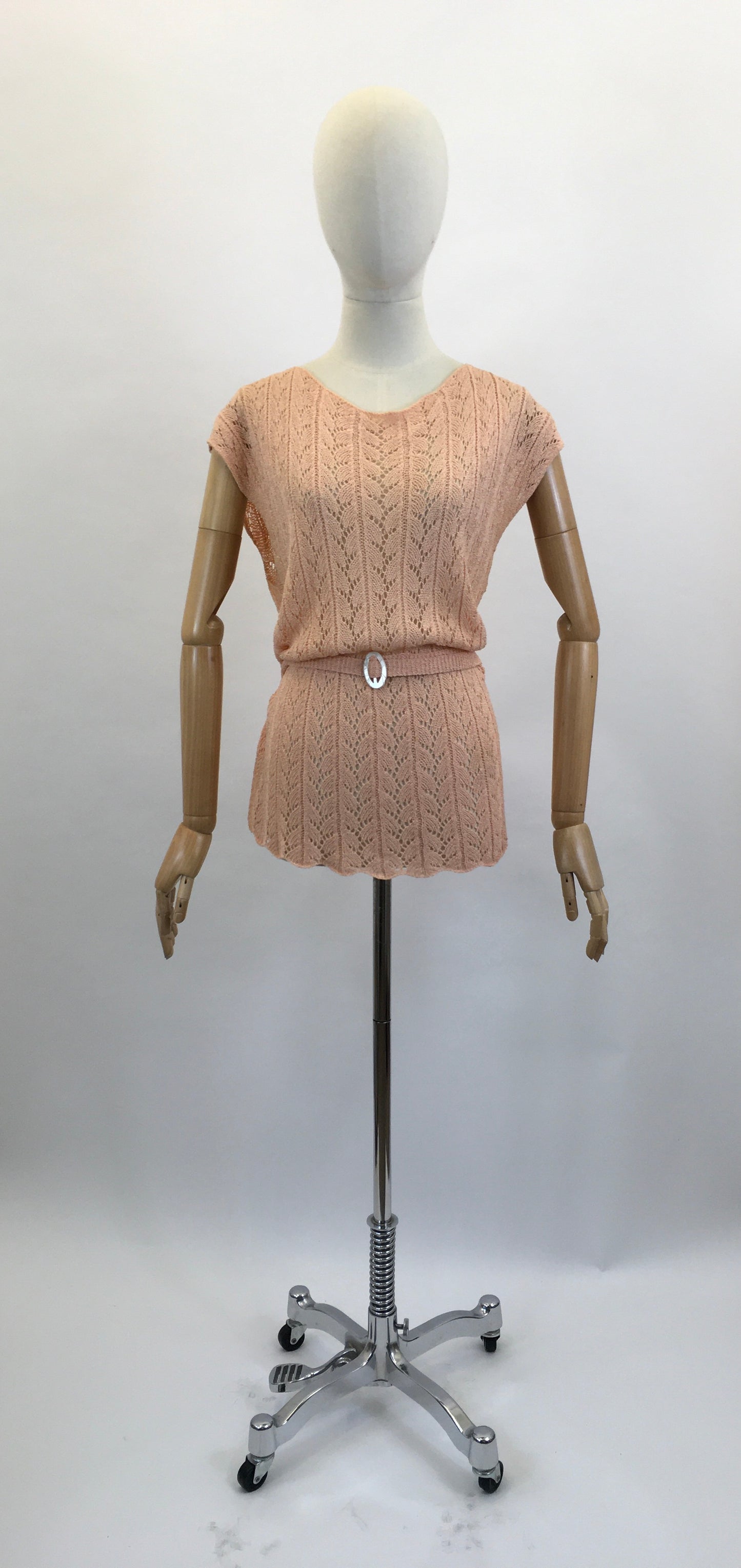 Original 1930's Fabulous Crochet Tunic - in pale peach