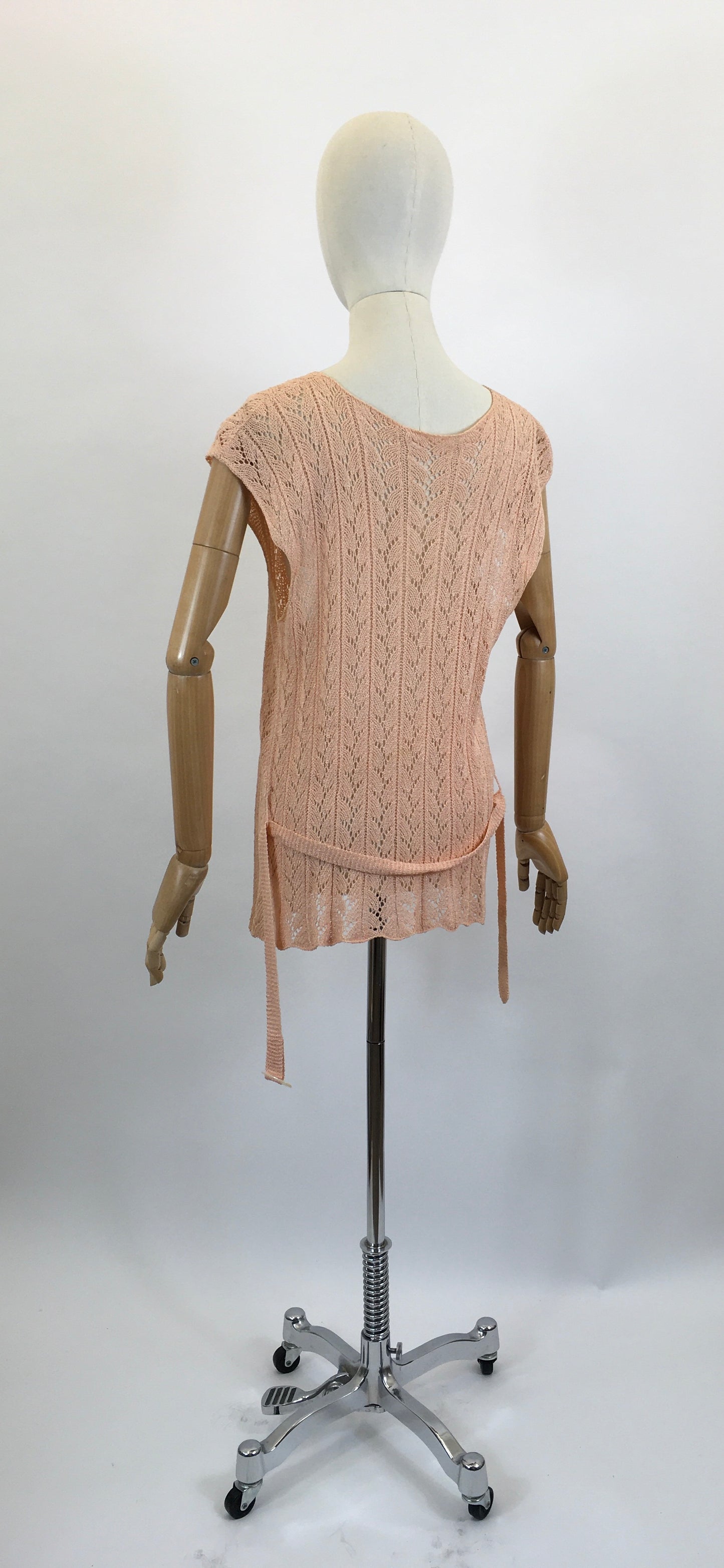 Original 1930's Fabulous Crochet Tunic - in pale peach