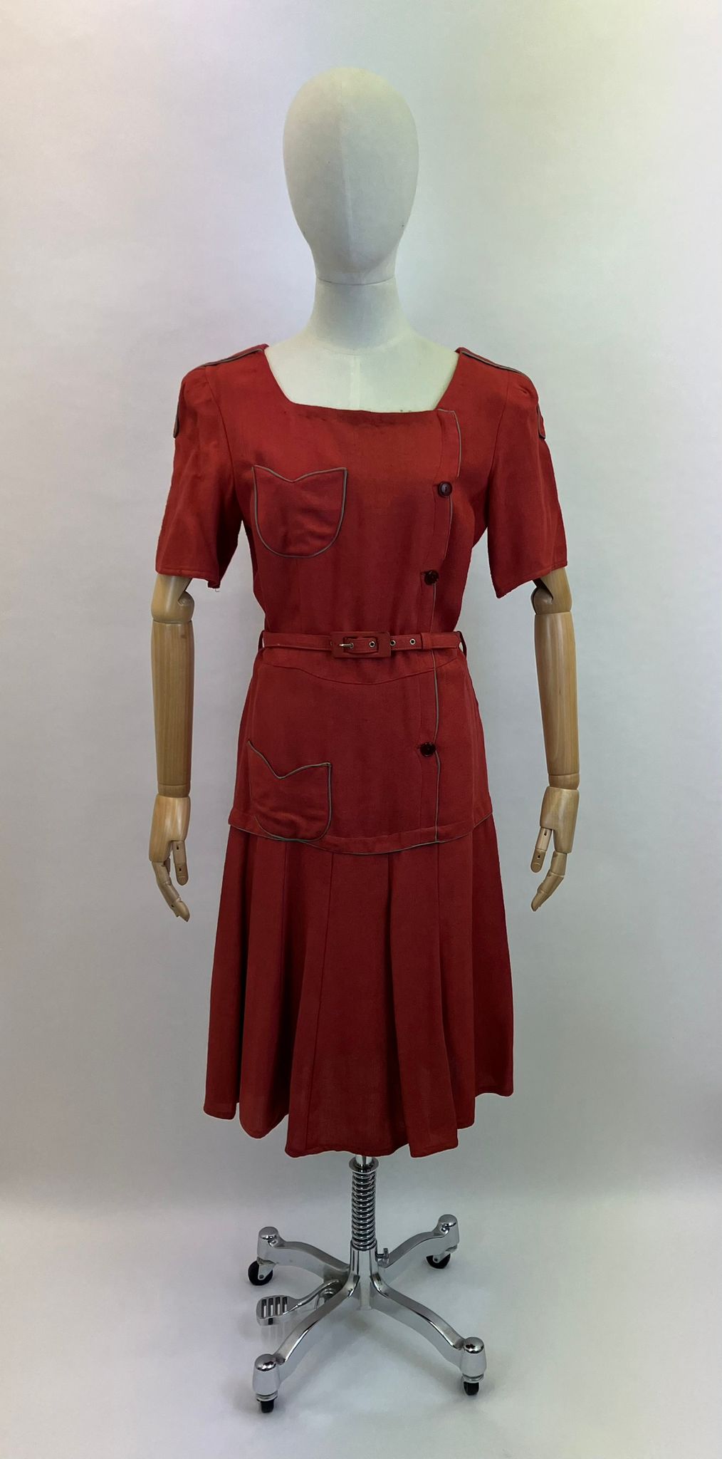 Original 1940’s CC41 Moygashel Fabulous 2 tone dress - Rust and Green