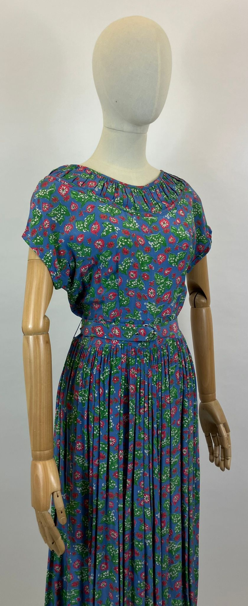 Original 1940’s Novelty print Dress - Lily of the Valley on a background of Blue