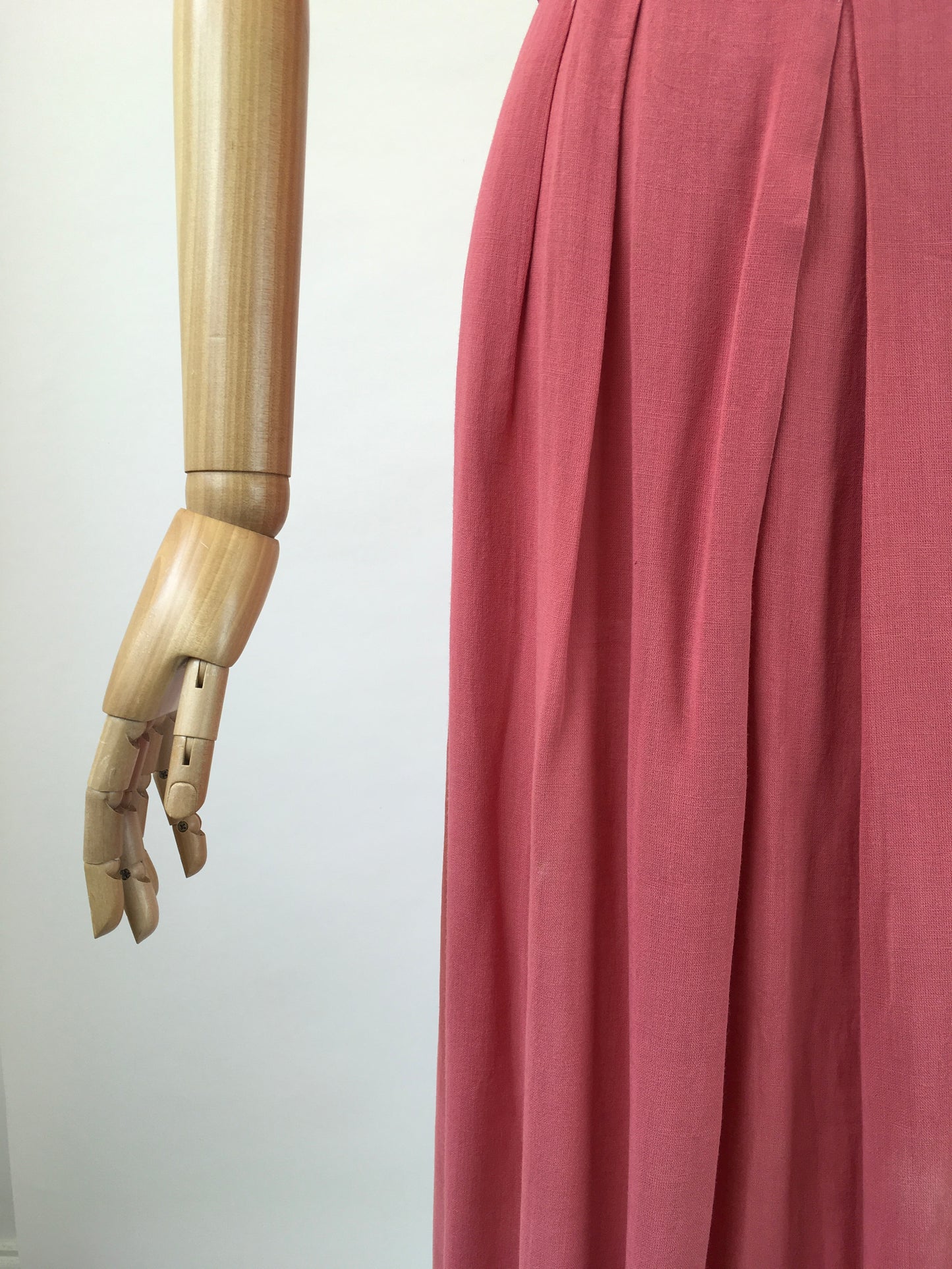 Original 1940s Fine Cotton Lawn Dress - subtle shade of Salmon Pink