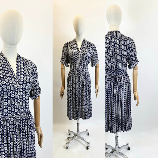 Original CC41 1940's Crepe Dress - in Navy and White