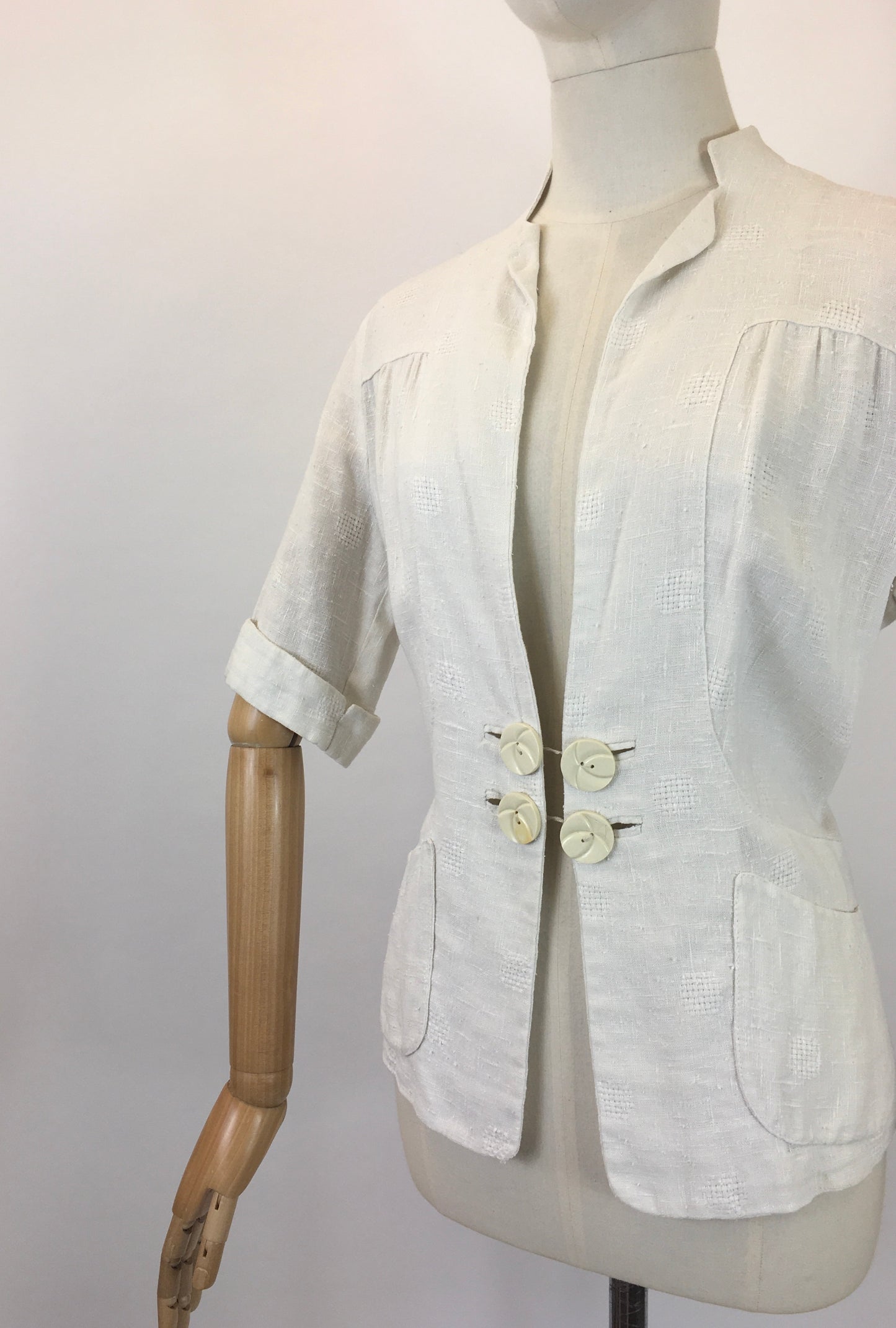 Original 1930’s Exquisite Linen Summer Jacket - In A Textured Off White Linen