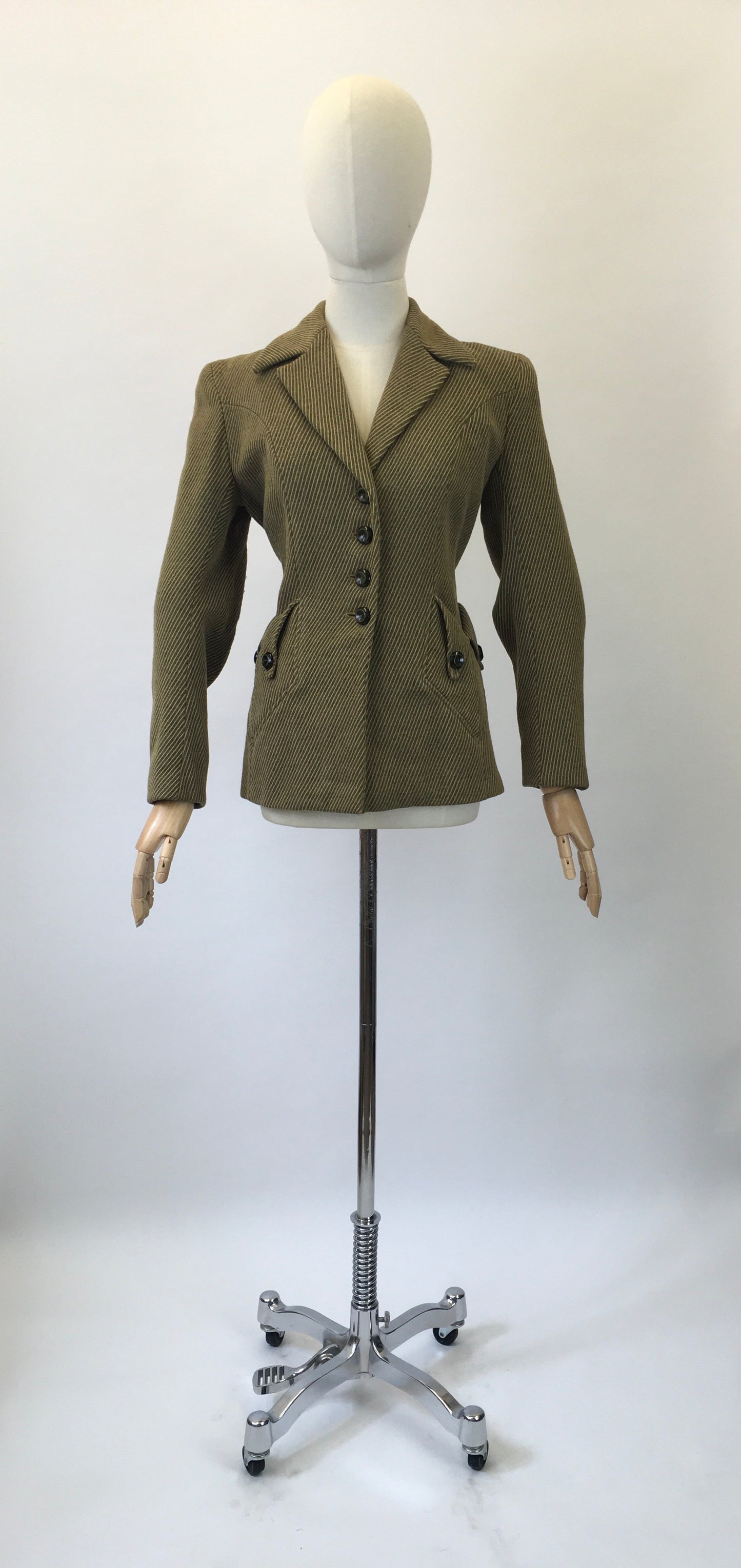 Original 1940's Stunning CC41 label Jacket - in Grey/lime pinstripe with exquisite details.