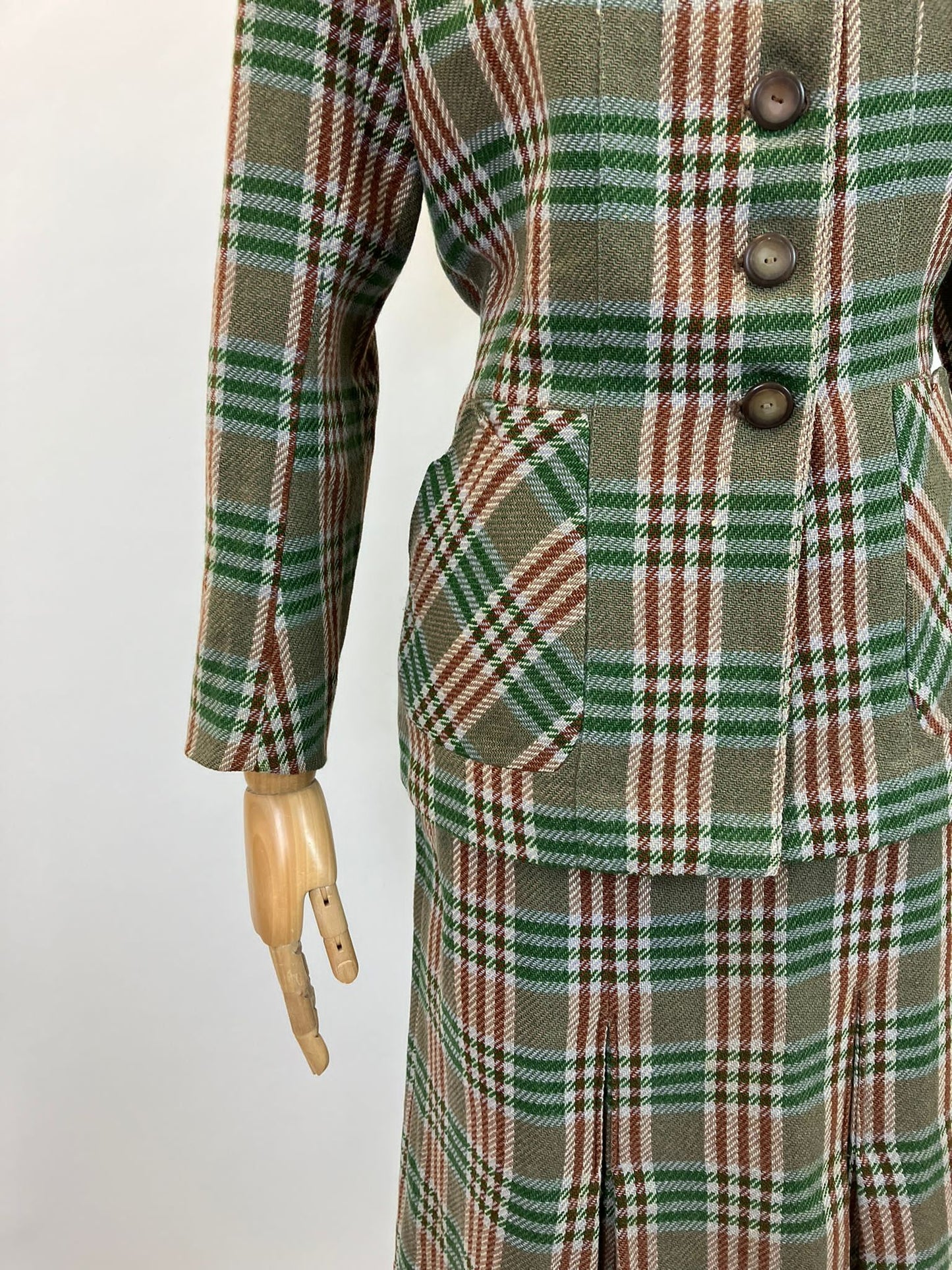 Original 1940’s CC41 Spectacular Woollen Plaid suit - in Greens and brown plaid