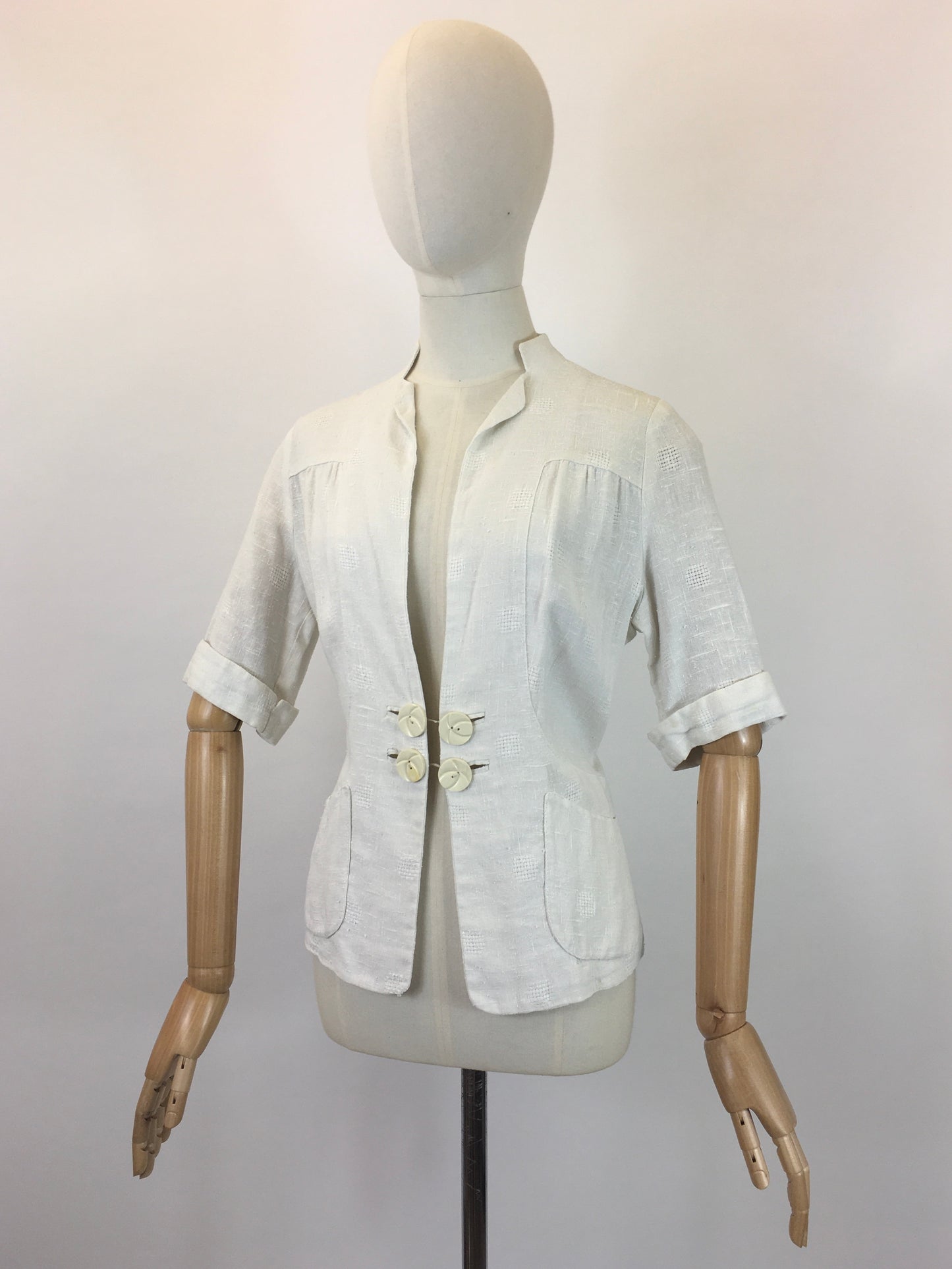 Original 1930’s Exquisite Linen Summer Jacket - In A Textured Off White Linen