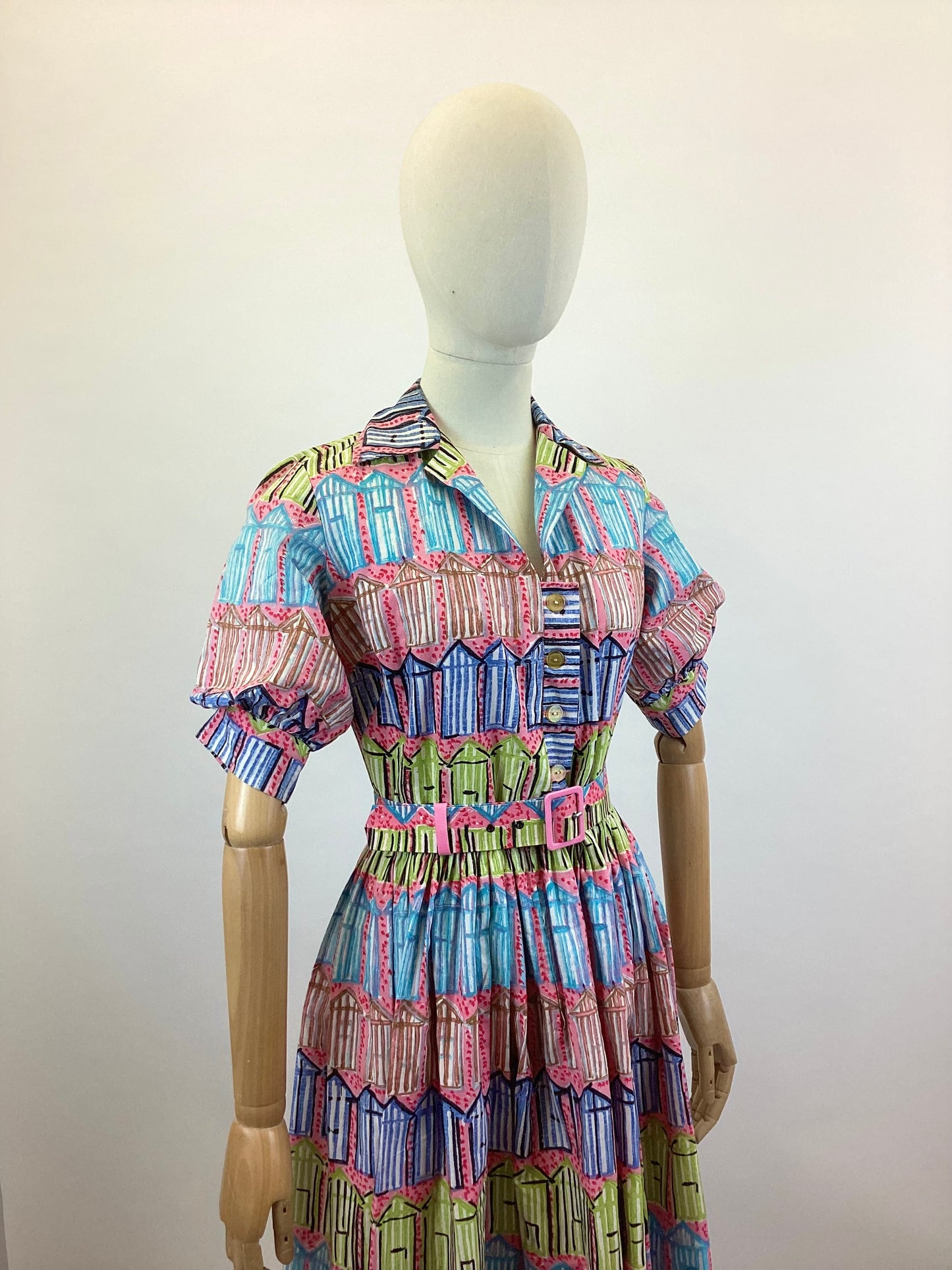 Original 50’s Fabulous Novelty Print dress -  vibrant Beach Huts