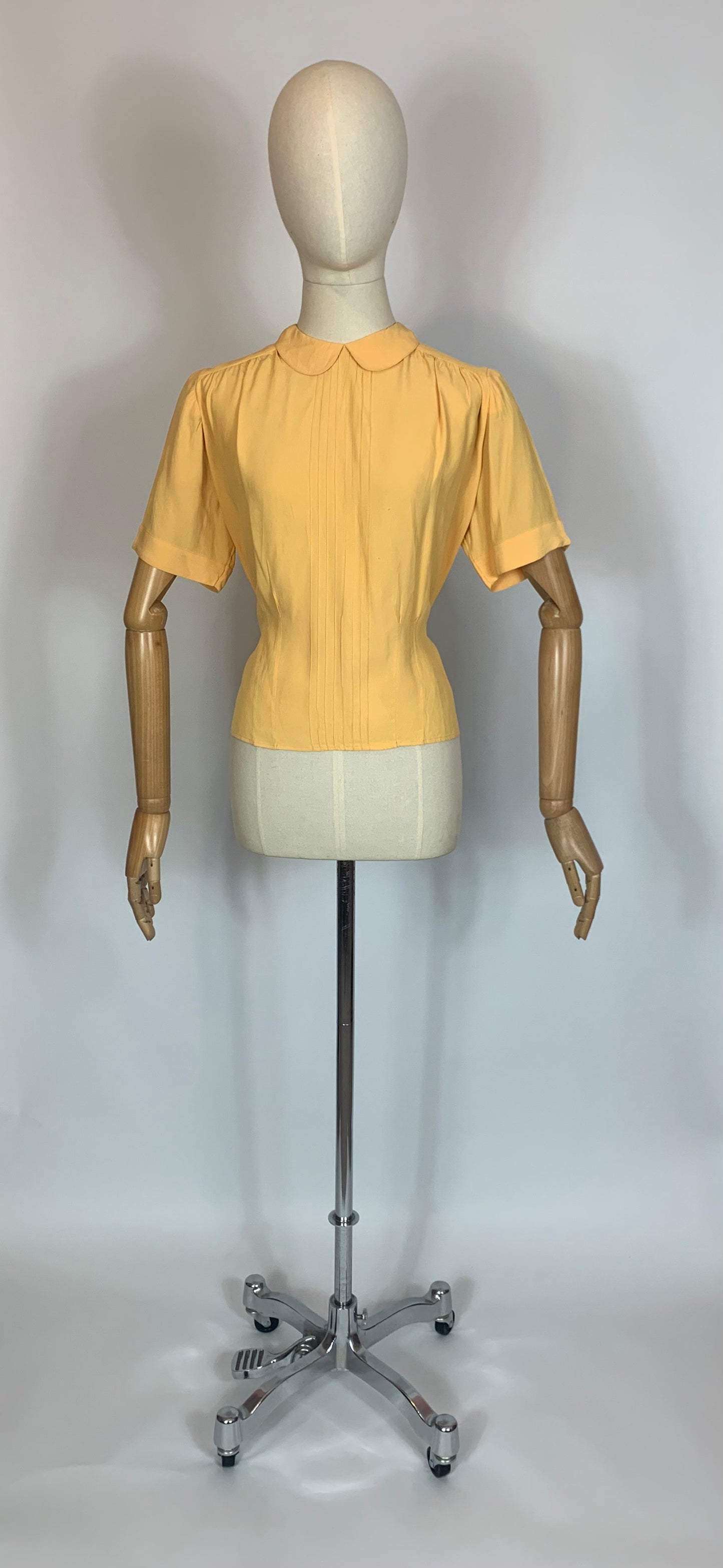 Original 1940’s CC41 blouse in Golden Yellow