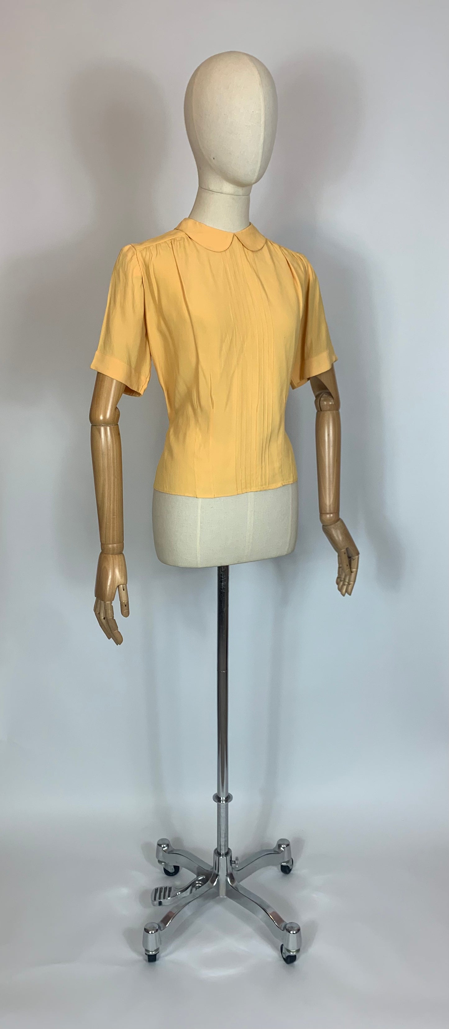 Original 1940’s CC41 blouse in Golden Yellow