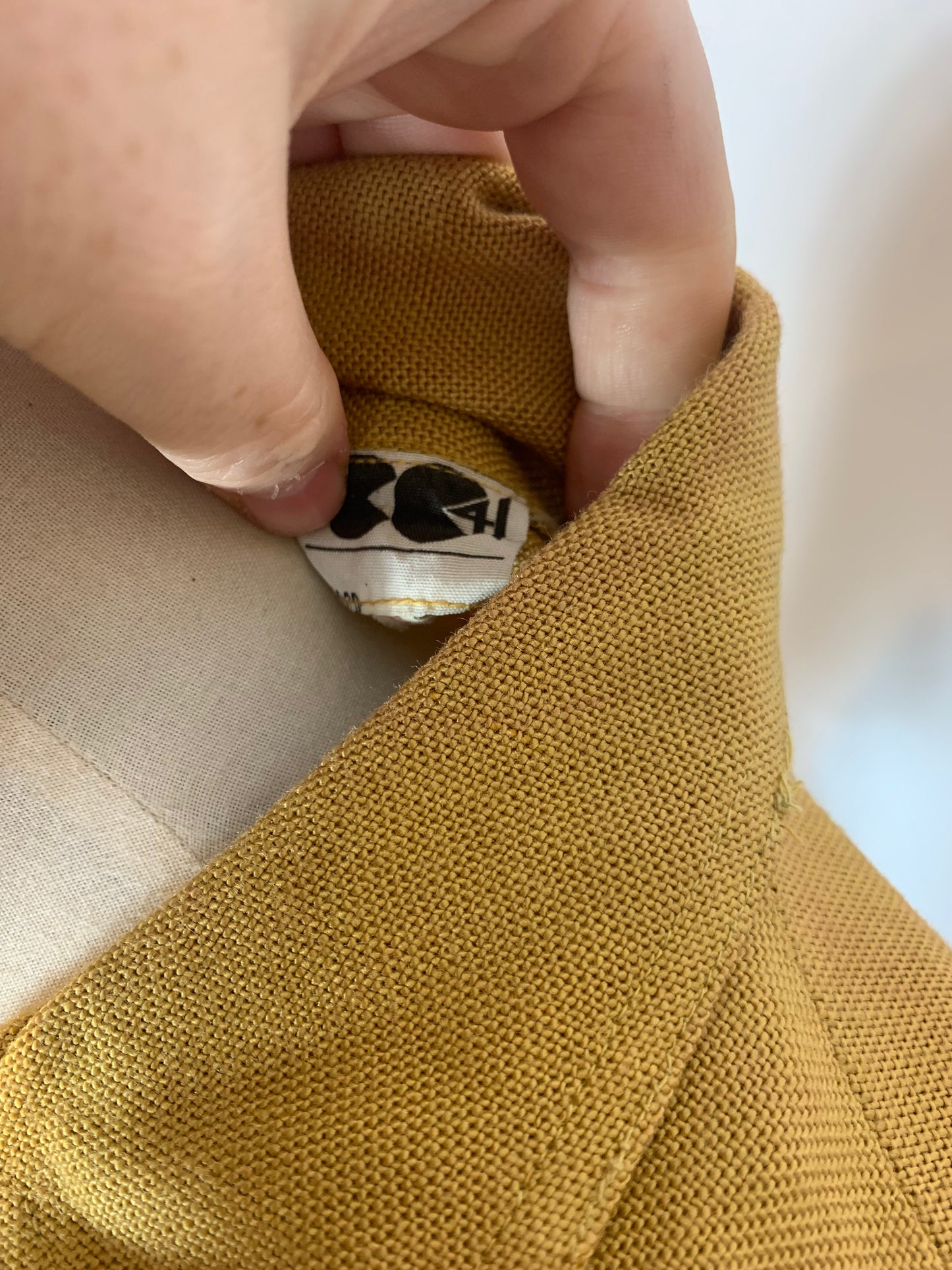 Original CC41 label 1940’s Beautiful Moygashel  Linen dress - mustard