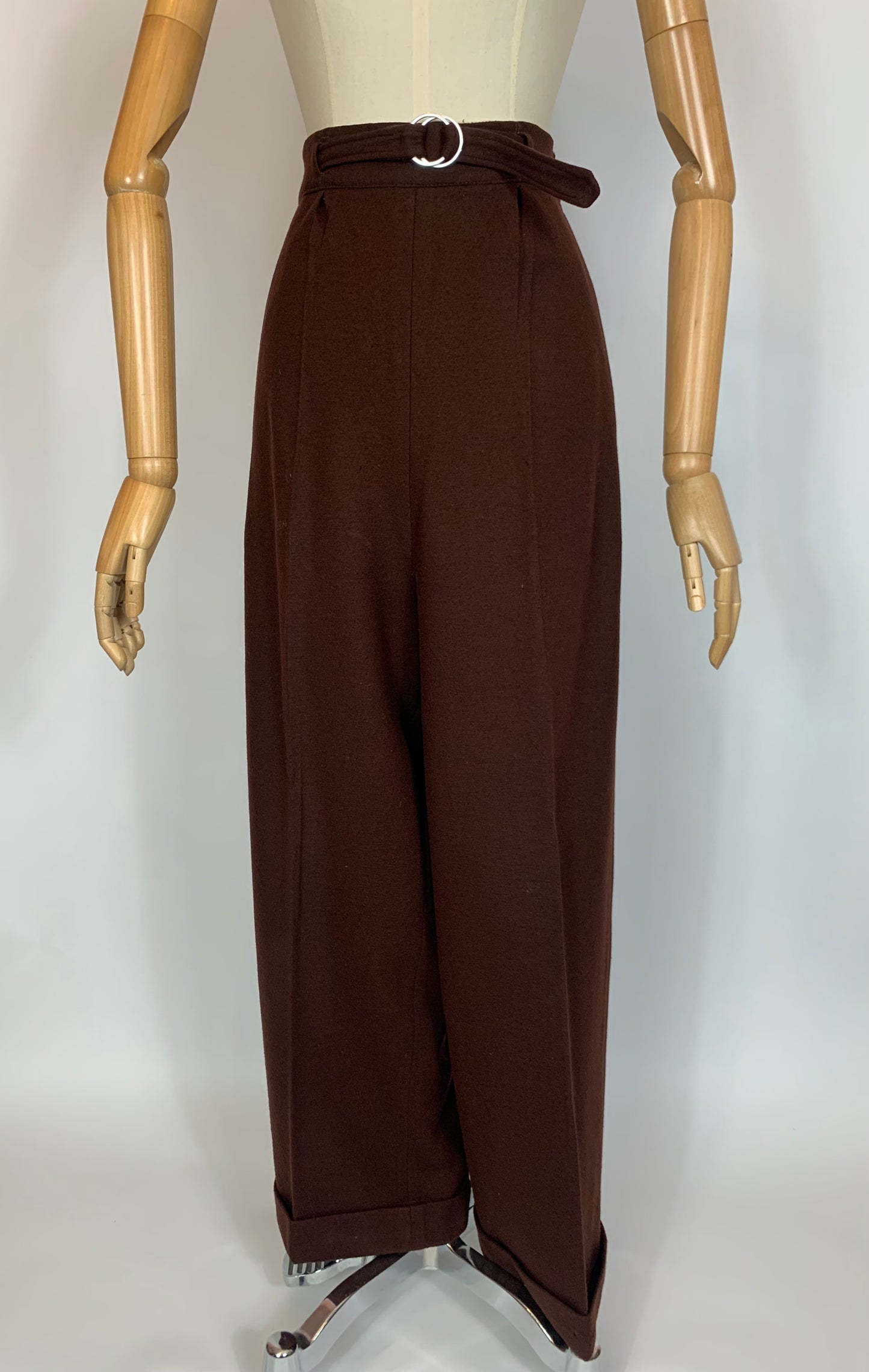 Original Rare 11011 Dinner plate label 1940’s Woollen trousers - Brown