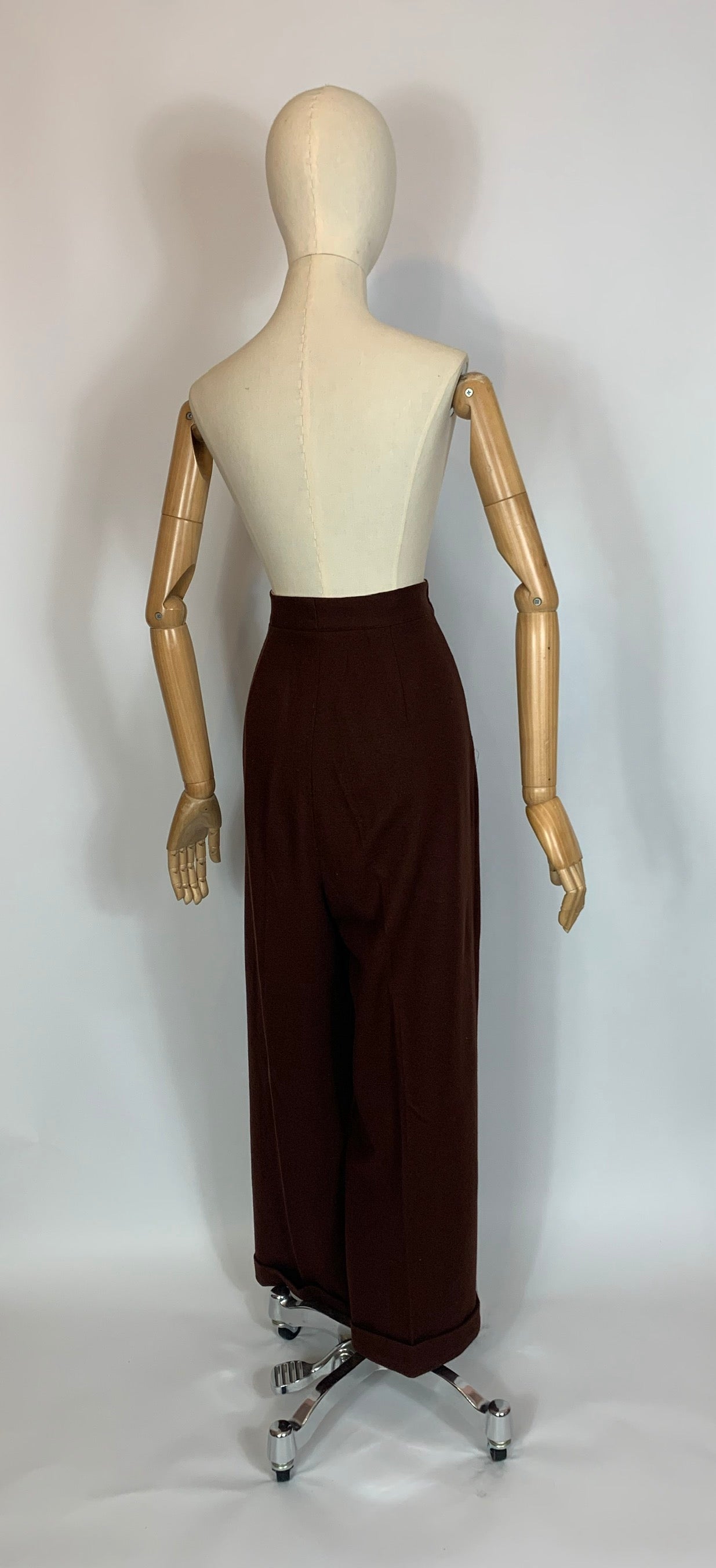 Original Rare 11011 Dinner plate label 1940’s Woollen trousers - Brown