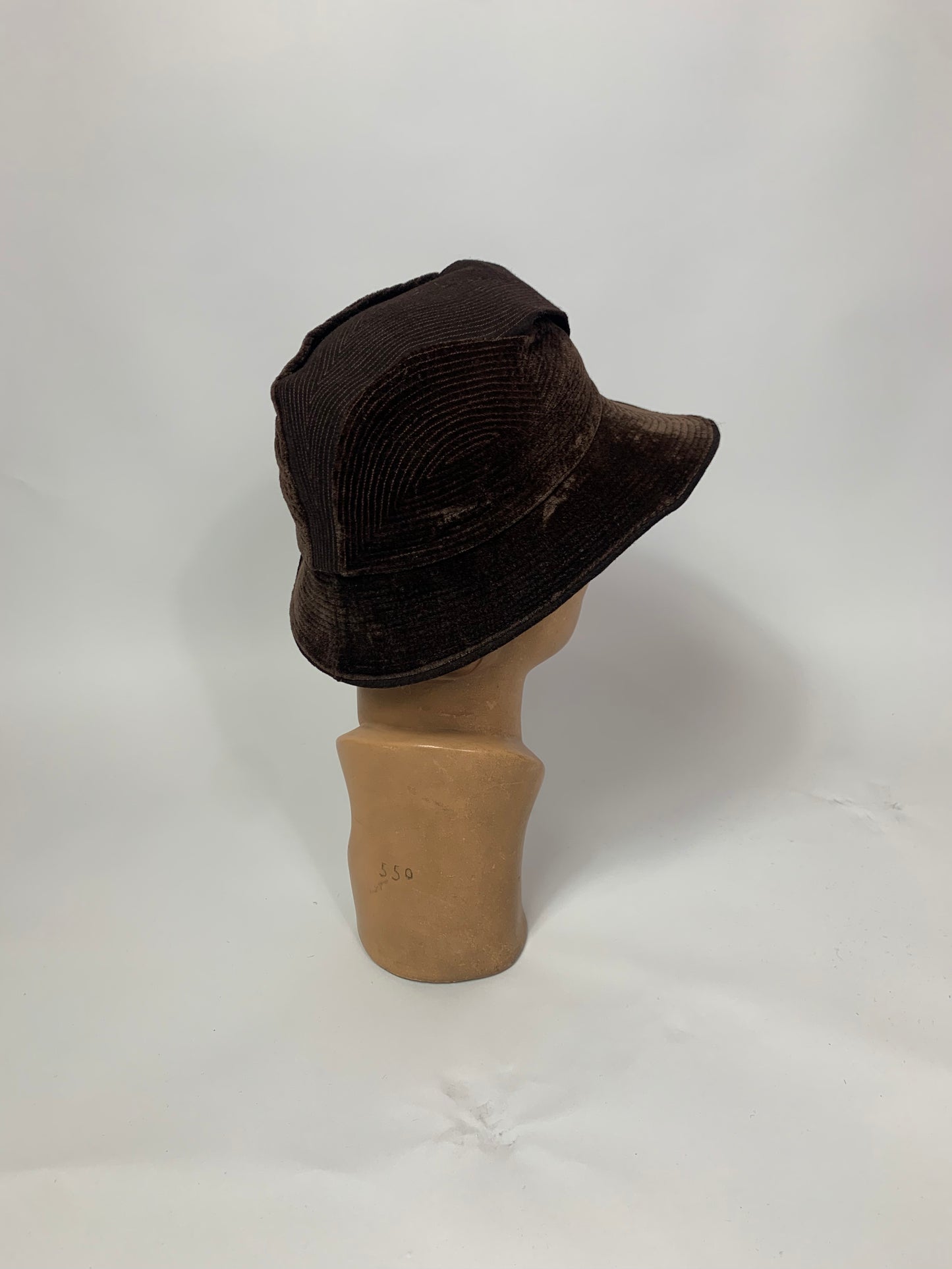 Original 1930’s Beautiful Velvet & Felt hat - dark brown