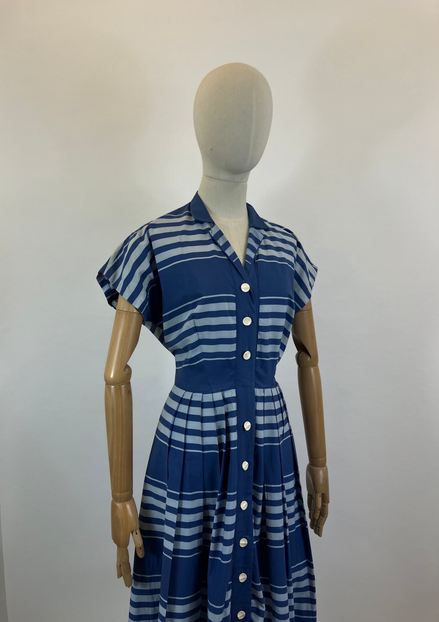 Original 1950’s Cotton Day dress - in hues of Blues