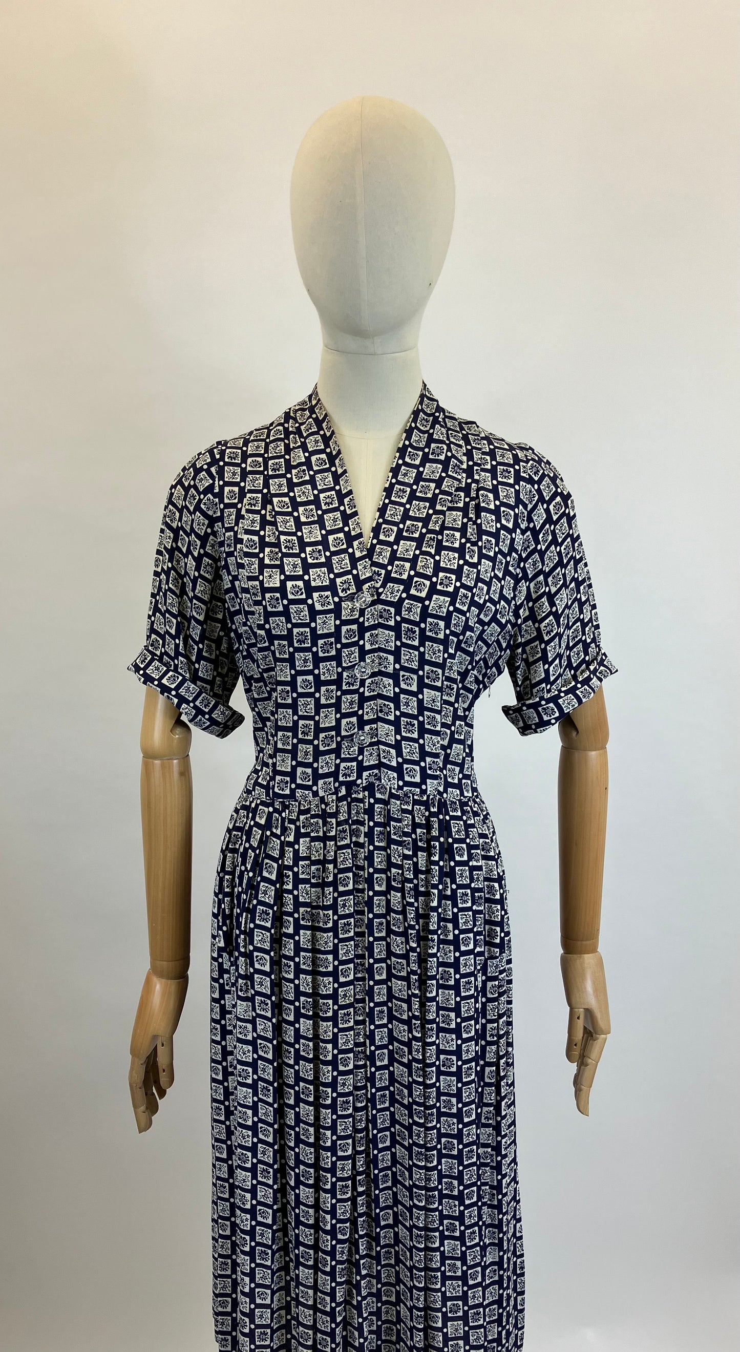 Original CC41 1940's Crepe Dress - in Navy and White