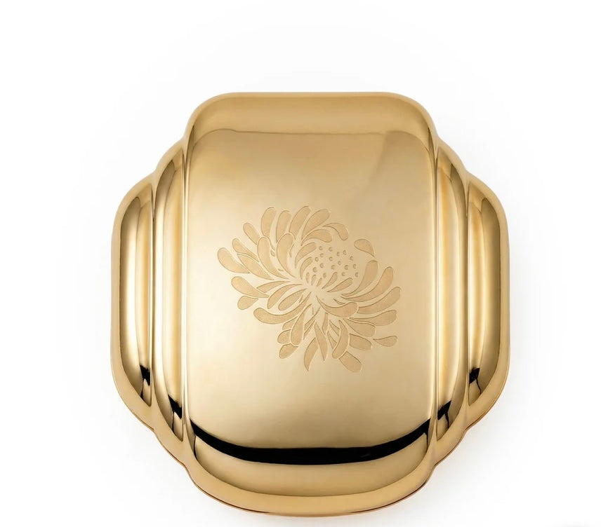Besame Cosmetics - Gold compact with Peggy Powder refill