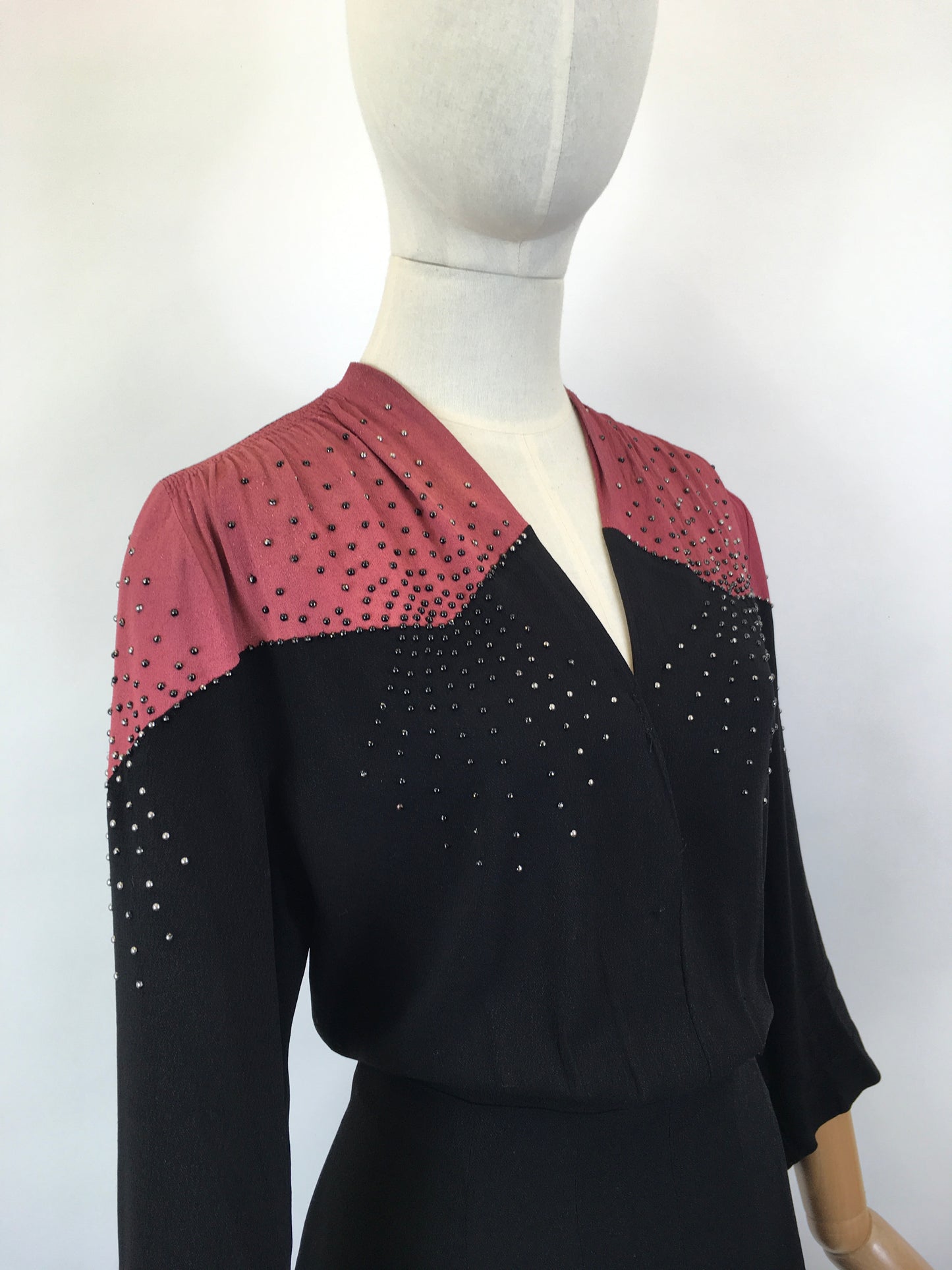 Original 1940’s STUNNING 2 Tone Dress in Fuchsia and Black Rayon Crepe - With Studwork and Shirring